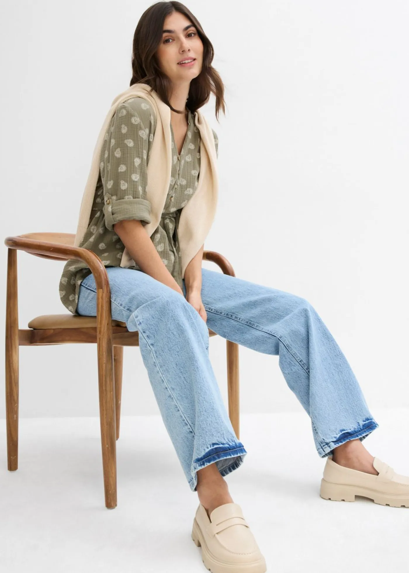 bonprix bonprix Premamá>Blusa premamá/de lactancia de muselina de algodón puro Verde oliva-blanco lana