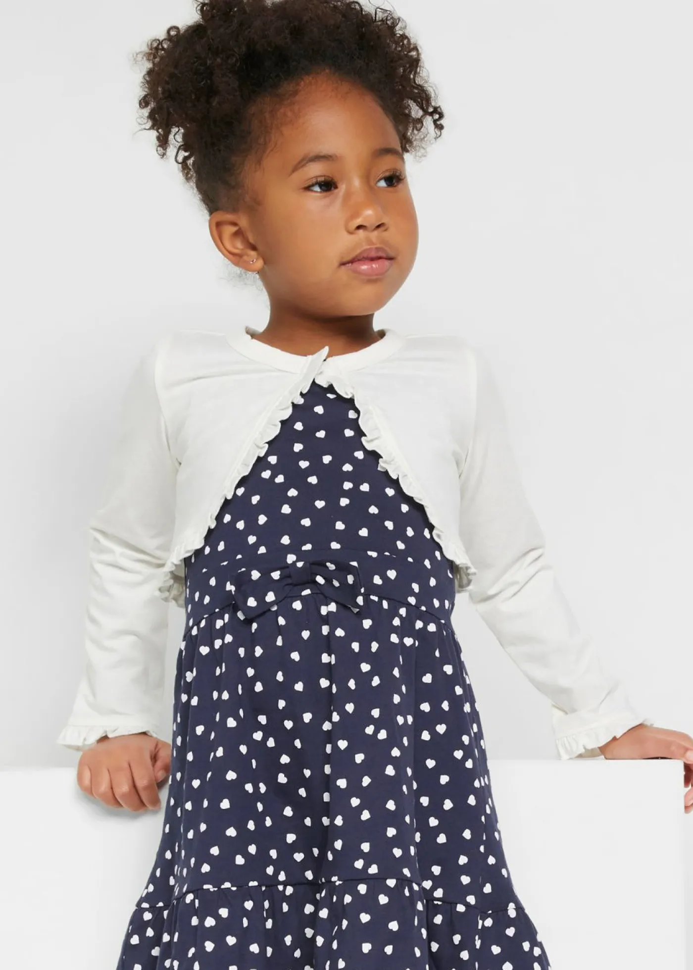 bonprix bonprix Ropa 2 A 9 Años·Camisetas|Ropa 2 A 9 Años·Sudaderas Y Jerséis>Bolero tipo camiseta para niñas crema suave