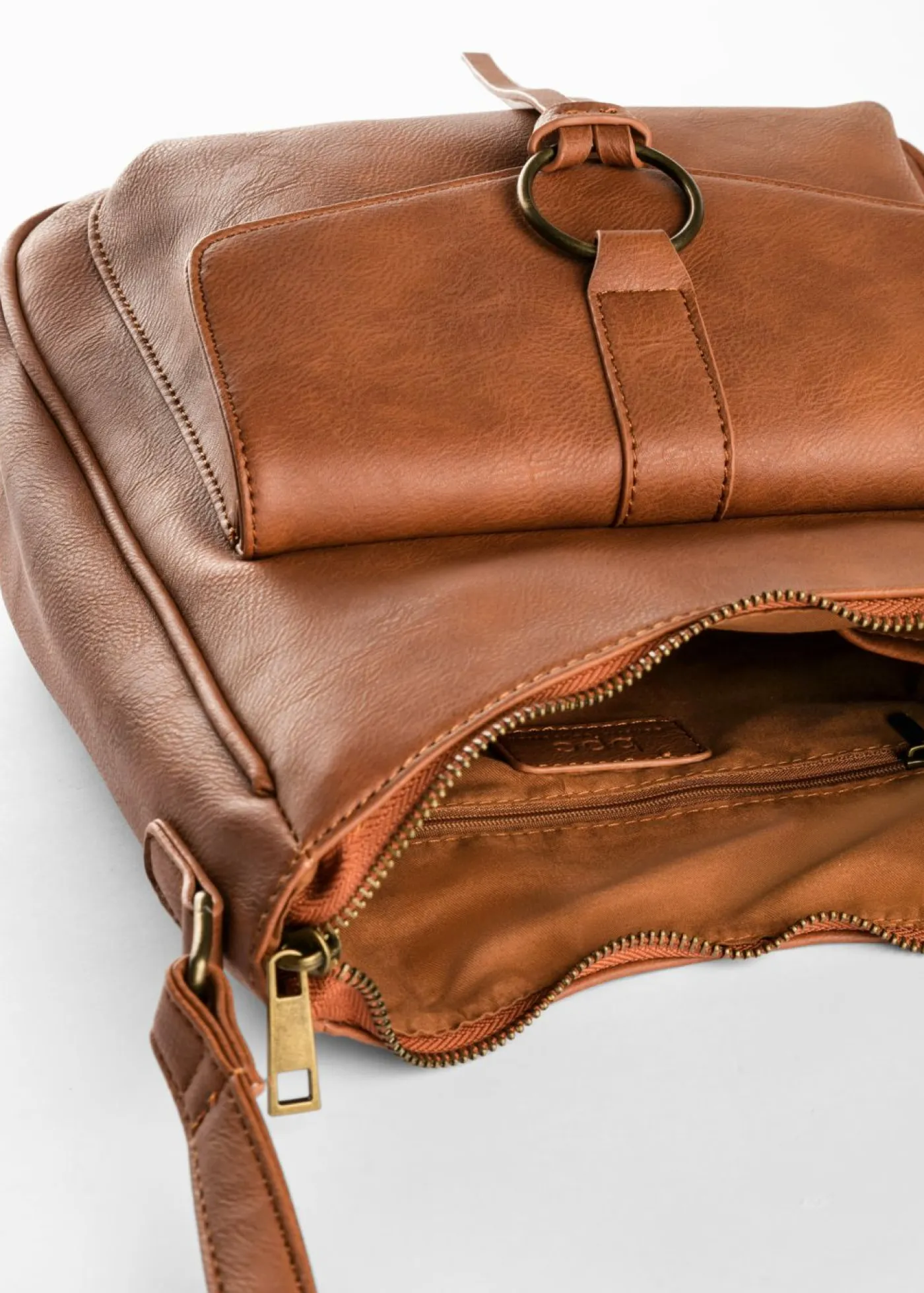 bonprix bonprix Bolsos>Bolso tipo bandolera, mediano, con detalle de hebilla Coñac