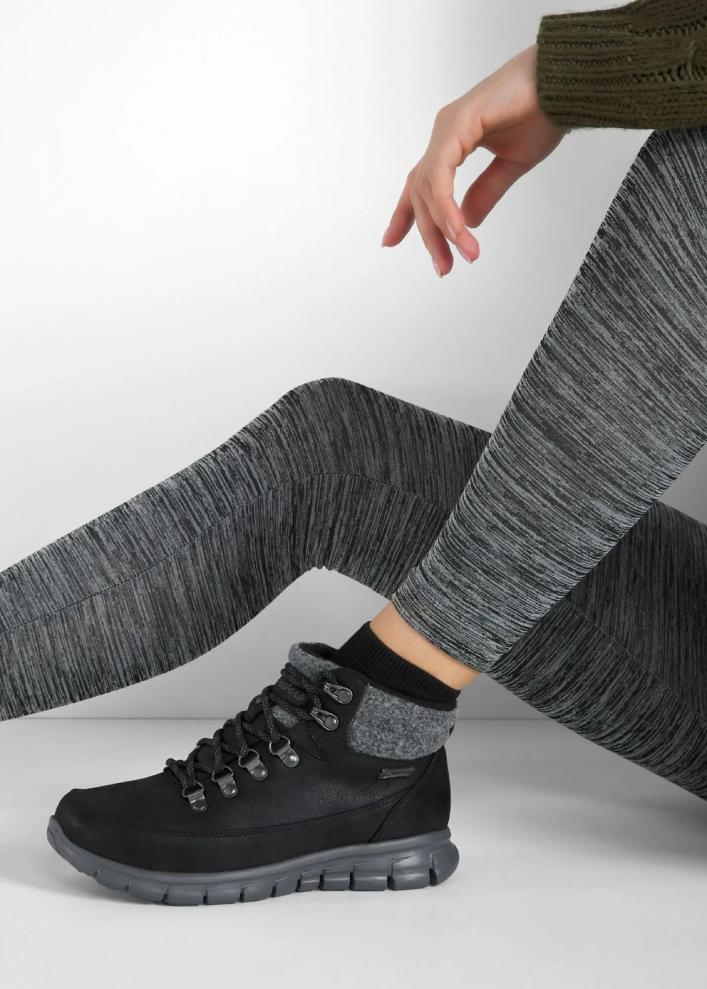 bonprix Skechers Zapatos De Marca·Skechers|Botines De Nieve·Botas Con Cordones>Botas con cordones de Skechers Negro