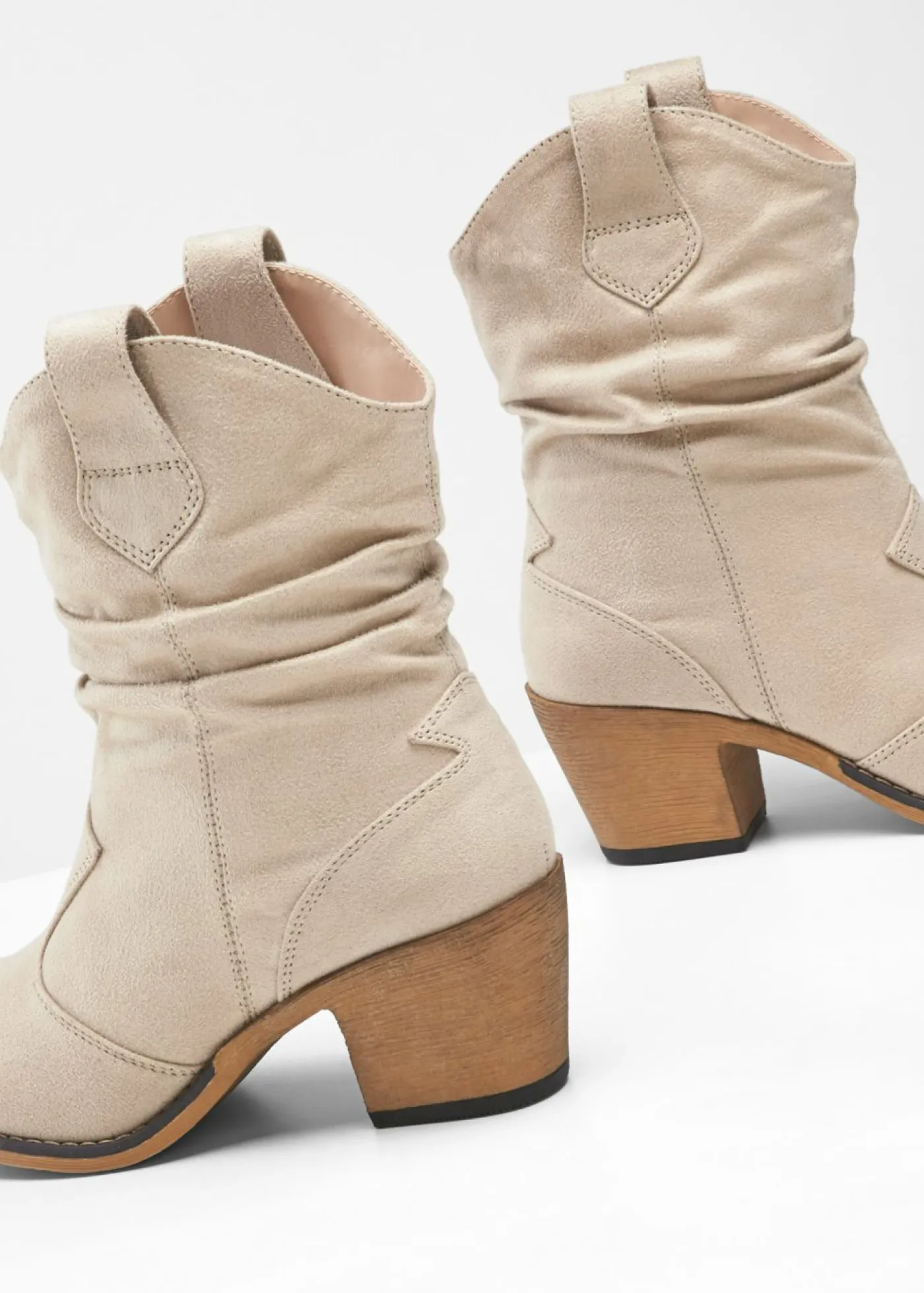 bonprix bonprix Botines>Botas de estilo cowboy con fruncido Beige