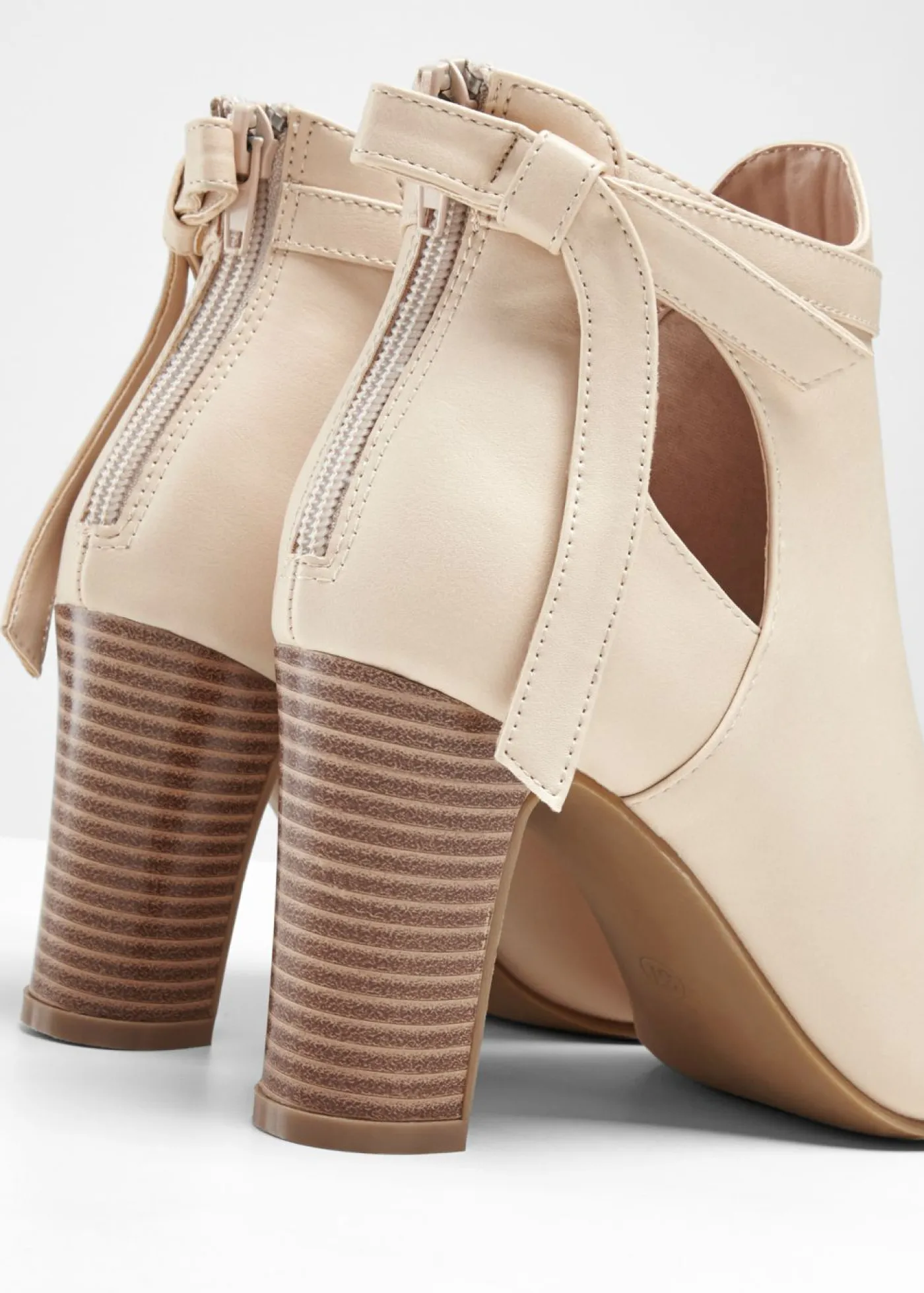 bonprix bonprix Tendencias·Zapatos Veganos|Botines>Botines con aberturas Beige