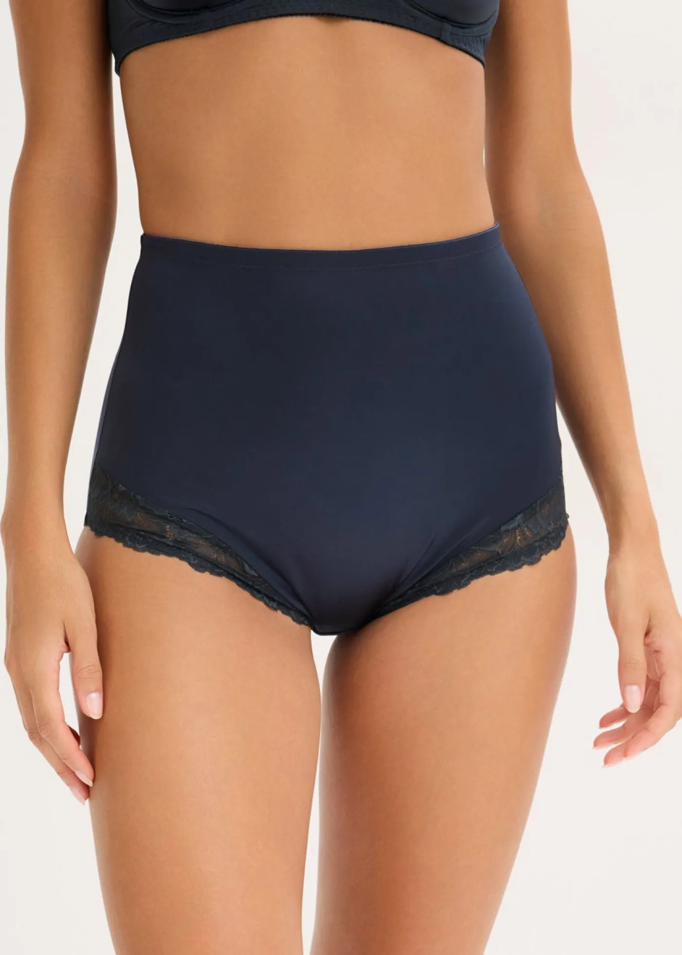 bonprix bonprix Ropa Interior Moldeadora|Bragas>Braga brillante y efecto moldeador medio (2 unidades) negro-azul intenso