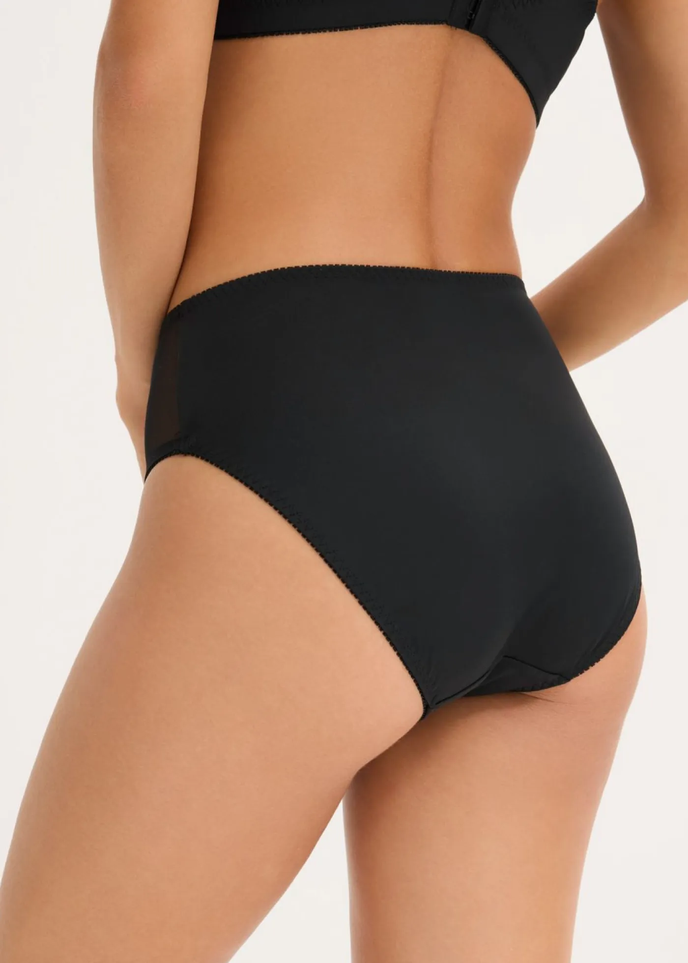 Mujer bonprix bonprix Braga con bordado