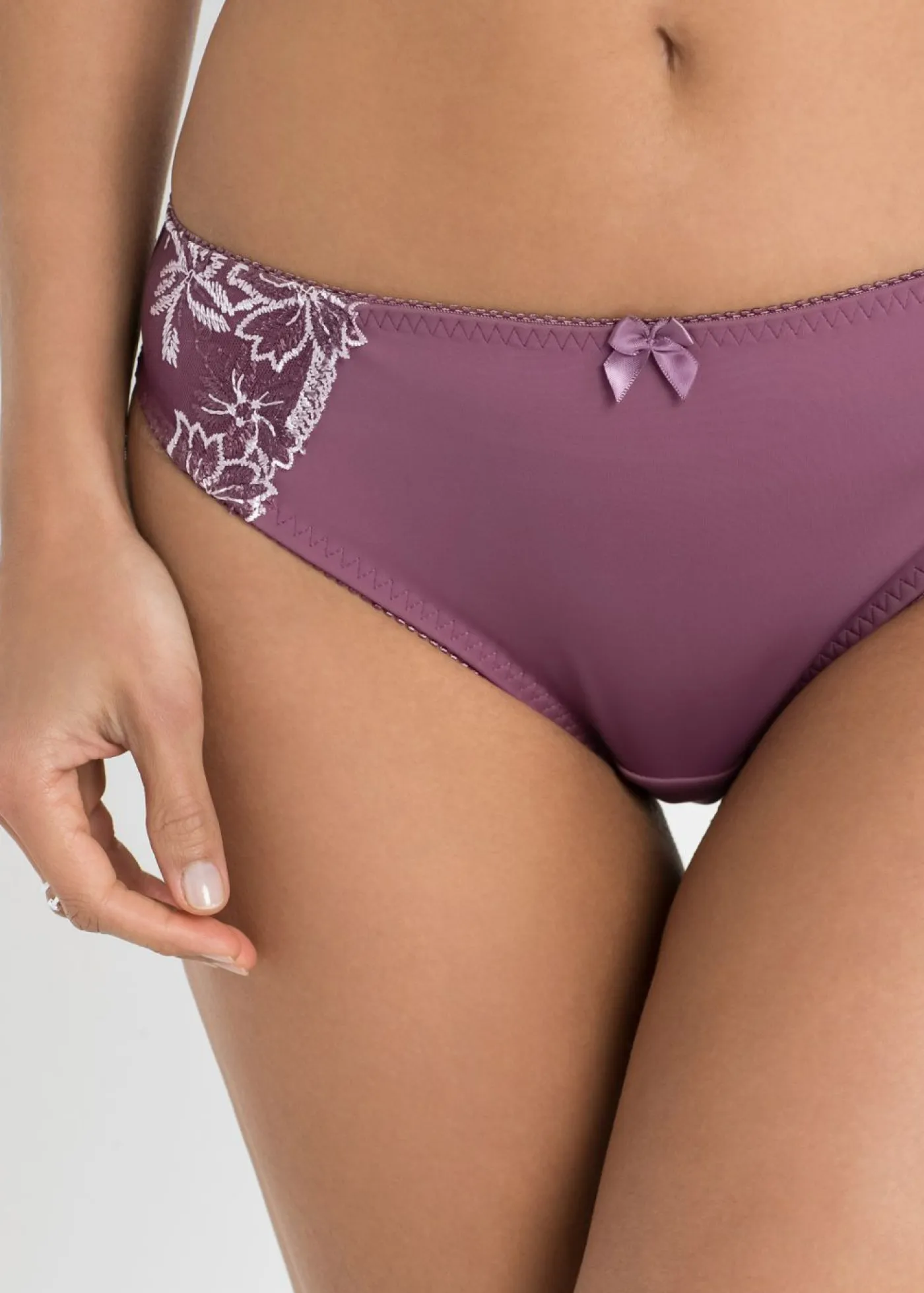 bonprix bonprix Lencería|Bragas>Braguita con bordado delicado (2 unidades) Baya mate/rosa mate + rosa mate