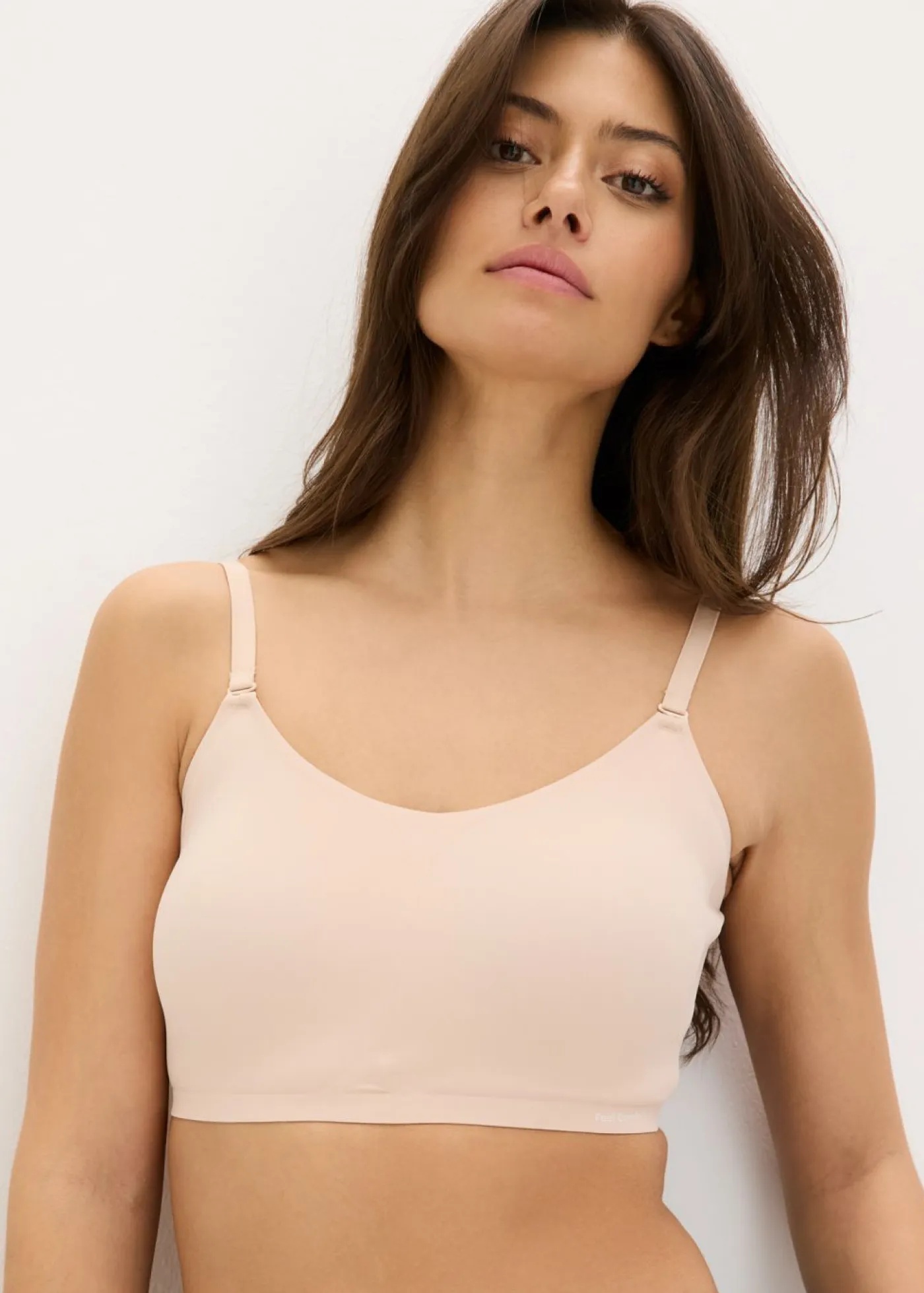 bonprix bonprix Básicos|Sujetadores>Bralette acolchado Feel Comfort multiposiciones sin costuras Beige mate