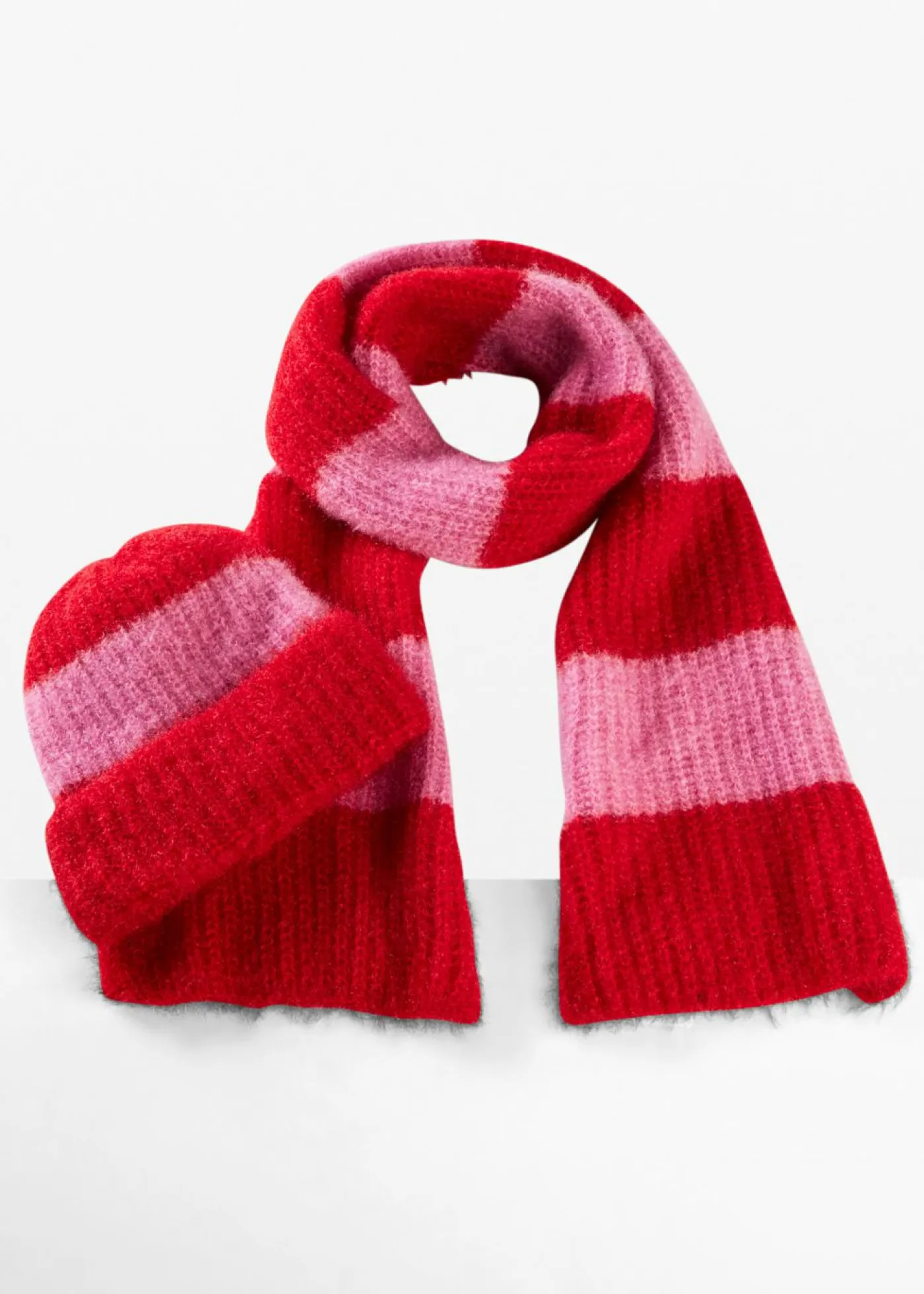 bonprix bonprix Gorras Y Sombreros|Bufandas Y Pañuelos>Bufanda y gorro (2 piezas) rojo salsa-rosa fucsia con rayas