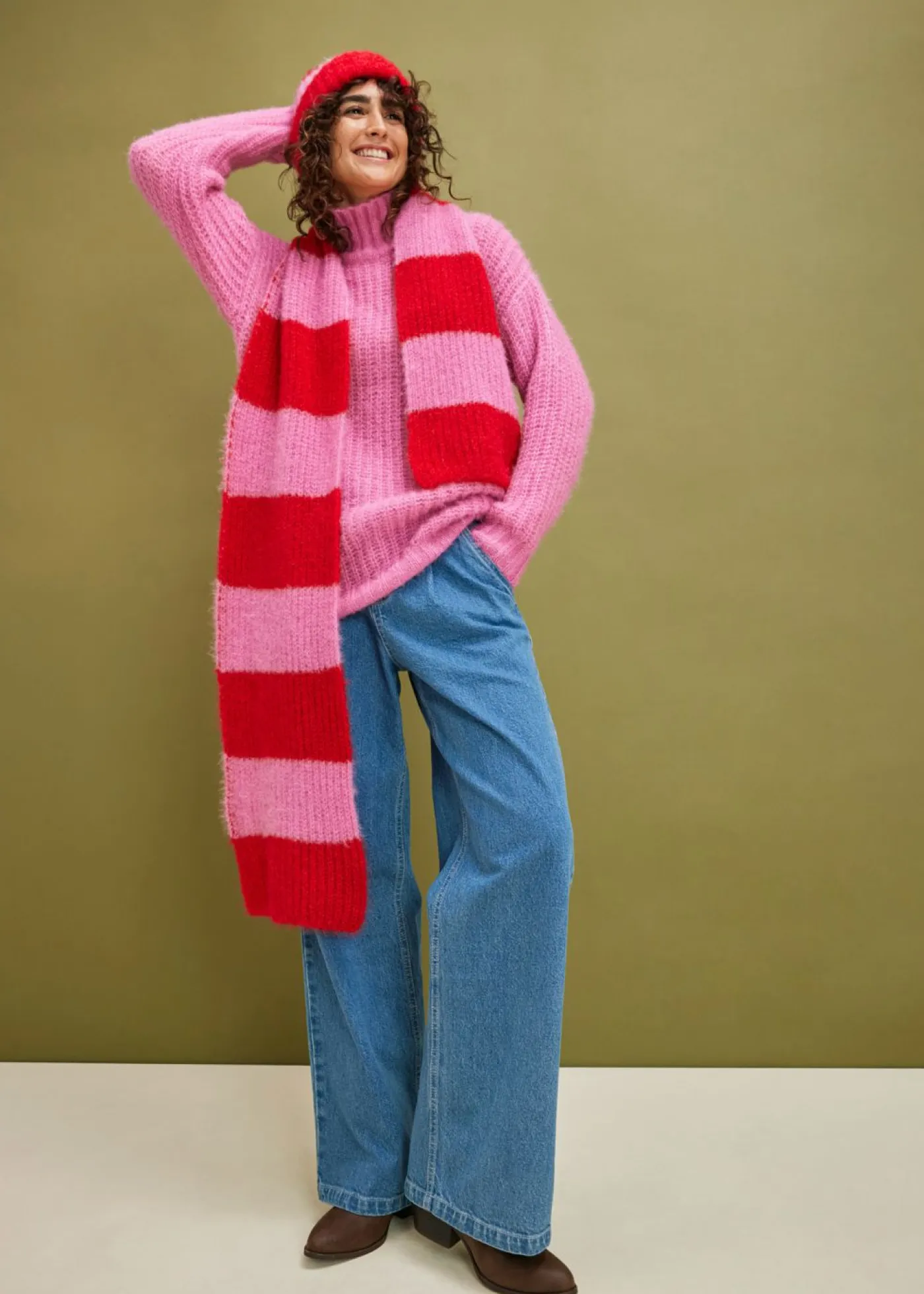 bonprix bonprix Gorras Y Sombreros|Bufandas Y Pañuelos>Bufanda y gorro (2 piezas) rojo salsa-rosa fucsia con rayas