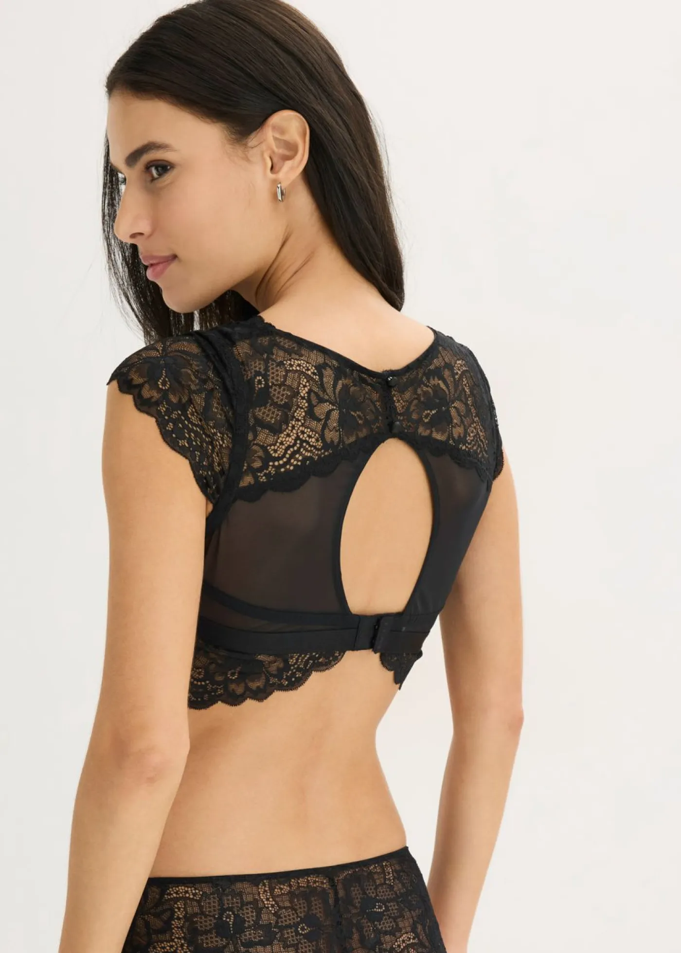 bonprix bonprix Lencería|Sujetadores>Bustier sin aros con encaje de flores Negro