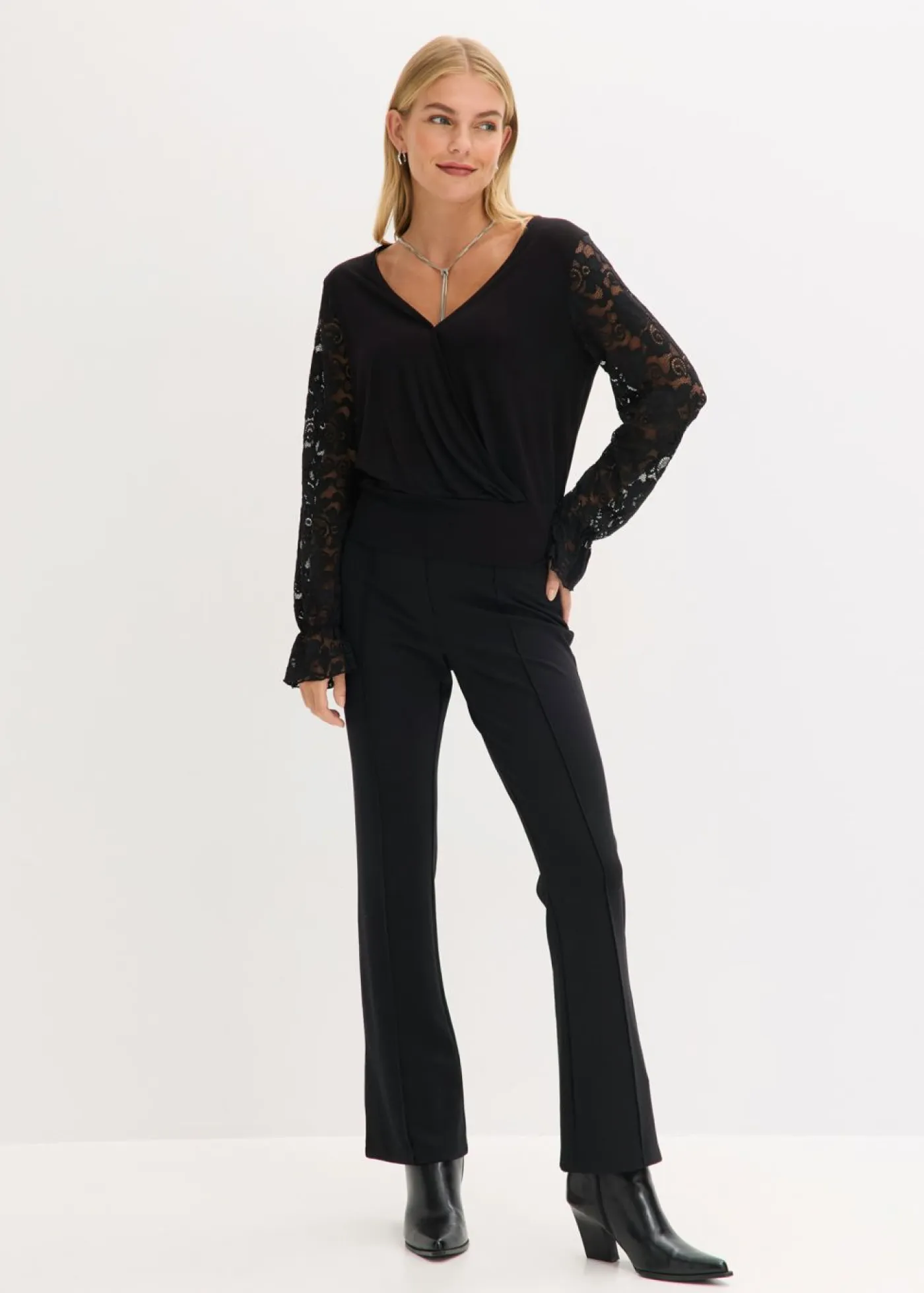 bonprix bonprix Camisetas>Camisa de manga larga con encaje Negro