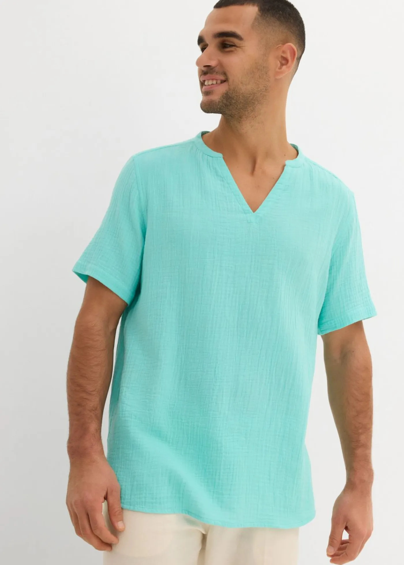 bonprix bonprix Camisas>Camisa de muselina ligera con manga corta Verde agua