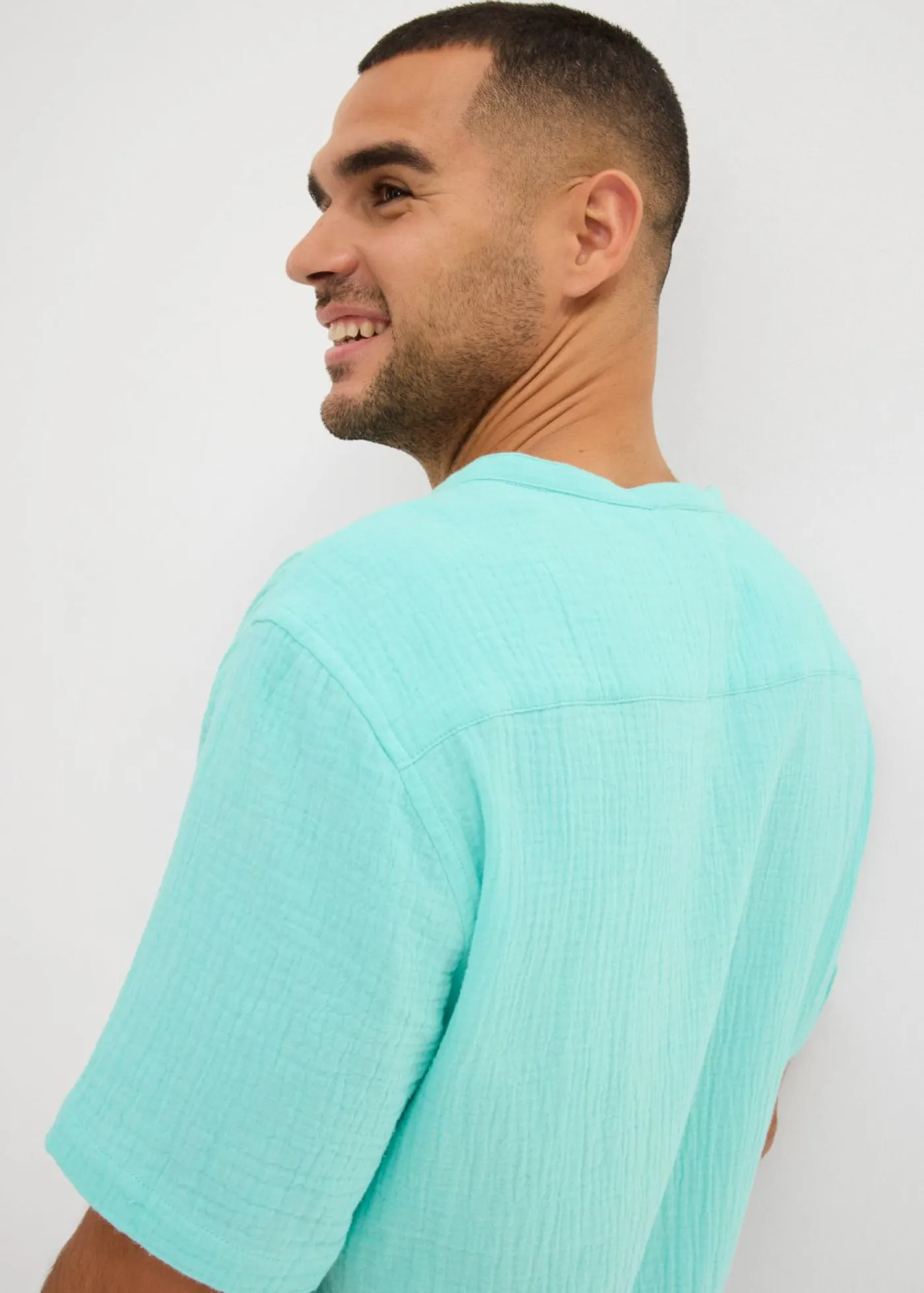 bonprix bonprix Camisas>Camisa de muselina ligera con manga corta Verde agua