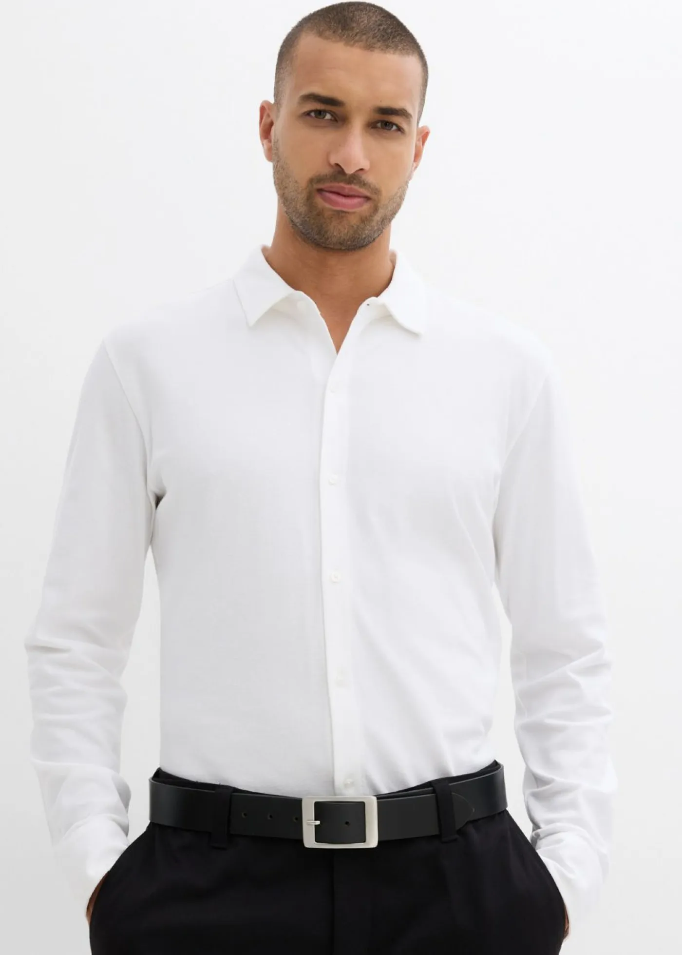 bonprix bonprix Camisas>Camisa elástica de piqué de algodón con corte ajustado Blanco
