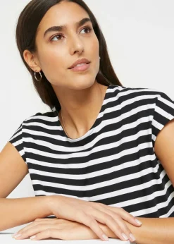 bonprix bonprix Básicos|Camisetas><noscript><img width=