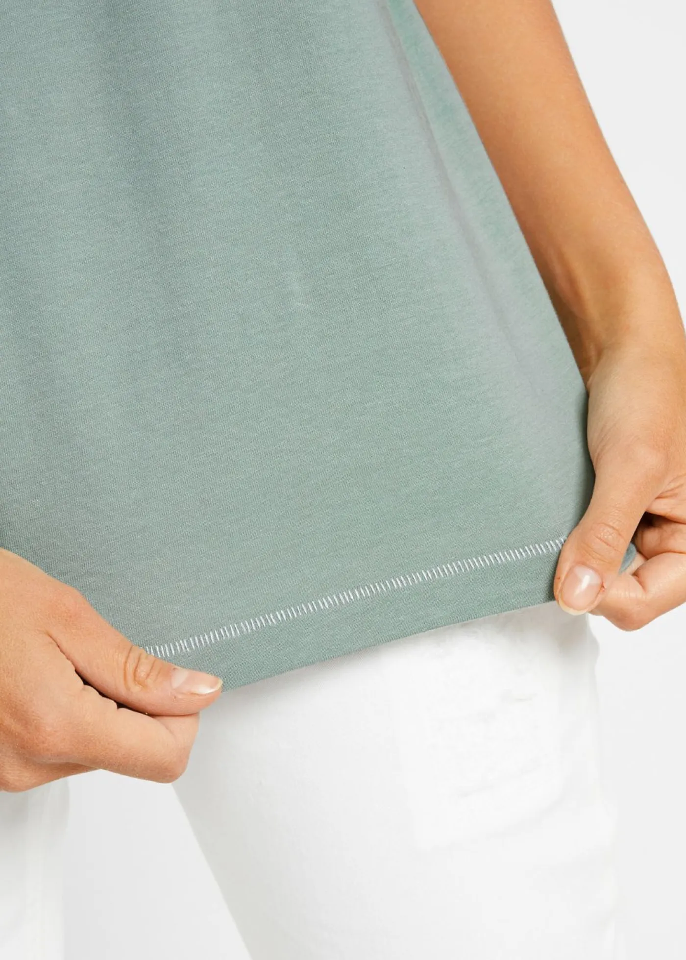 bonprix bonprix Camisetas>Camiseta Verde humo estampado