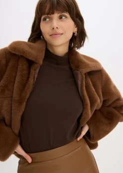 bonprix bonprix Básicos|Camisetas><noscript><img width=