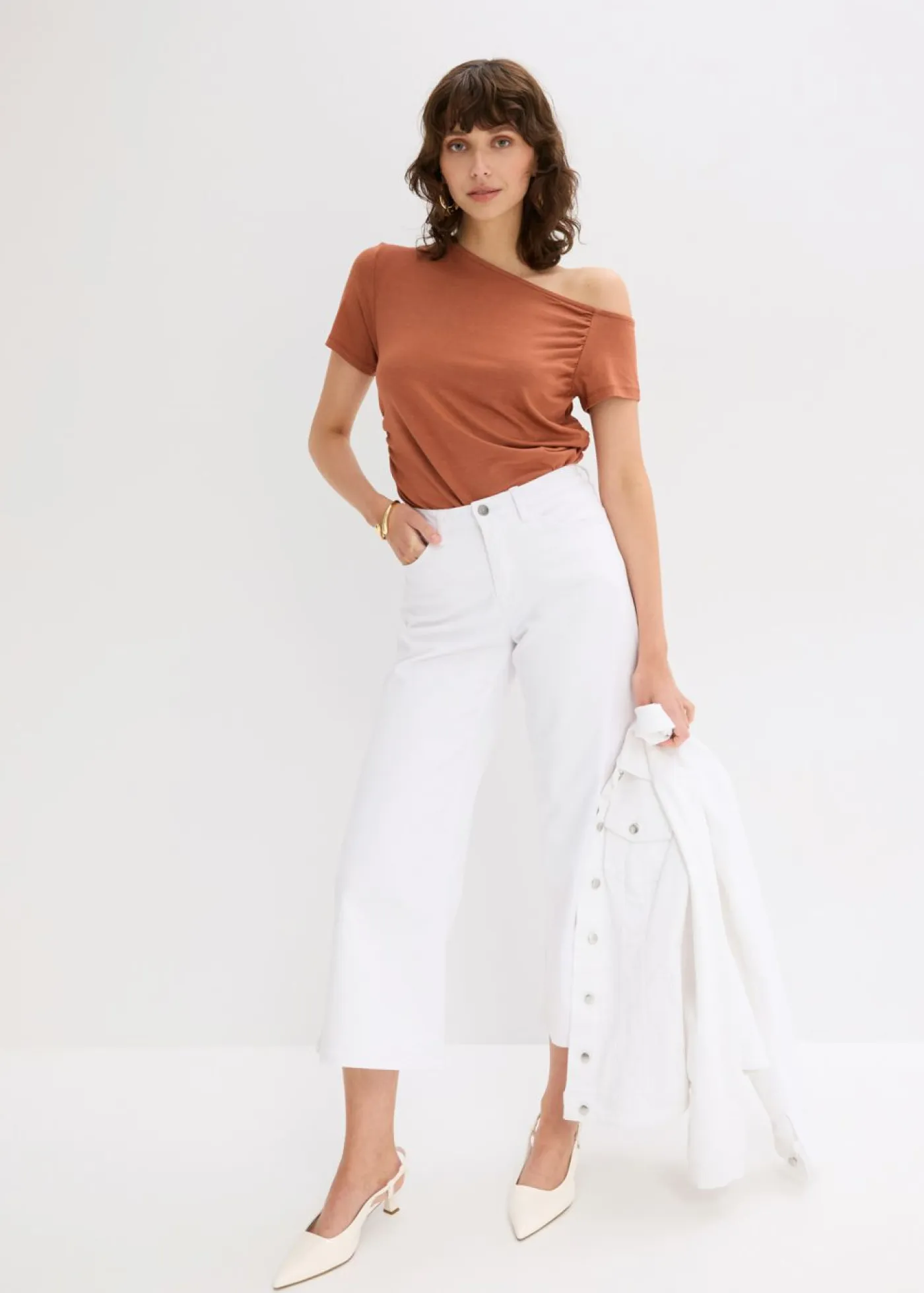 bonprix bonprix Camisetas>Camiseta asimétrica Coñac