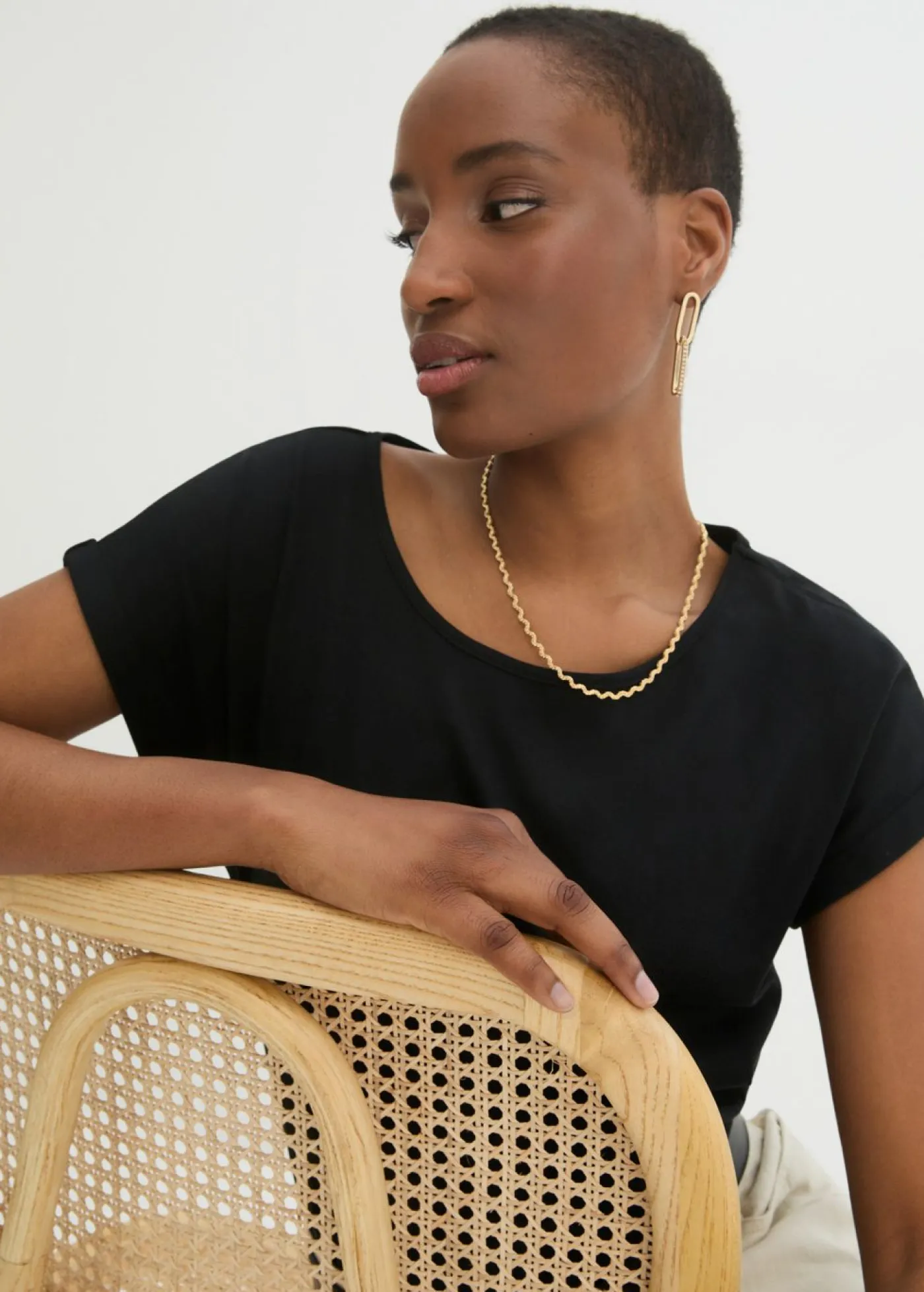 bonprix bonprix Premium|Camisetas>Camiseta con contenido de seda Negro