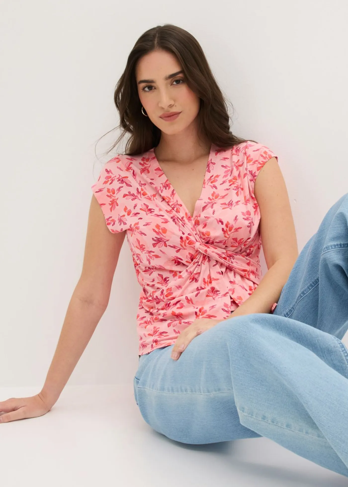 bonprix bonprix Camisetas|Novedades>Camiseta con detalle de nudo rosa pálido con flores