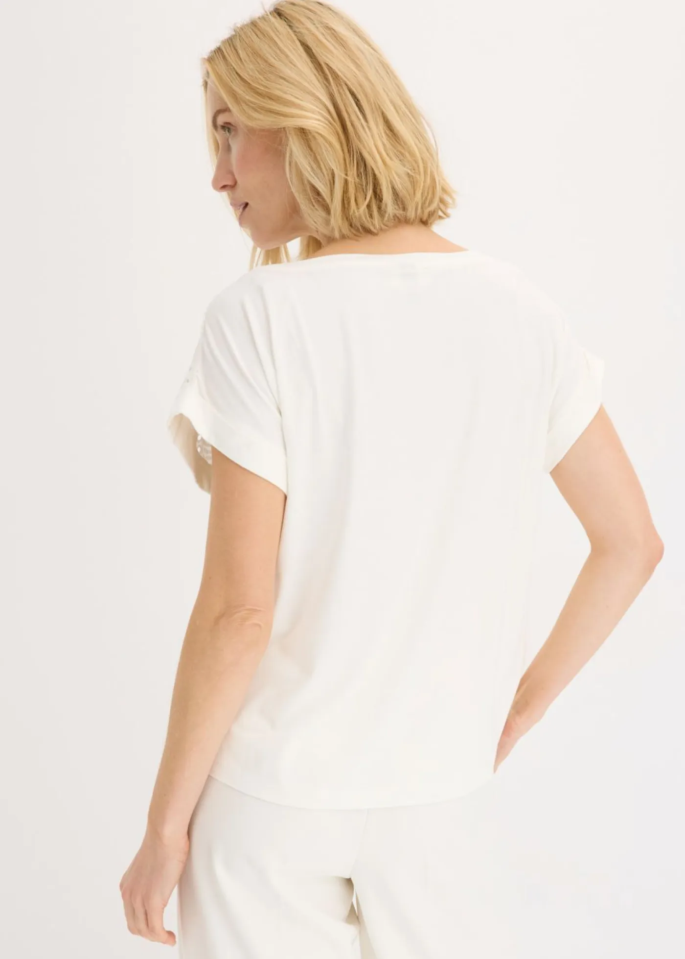 bonprix bonprix Camisetas|Novedades>Camiseta con encaje calado Blanco lana