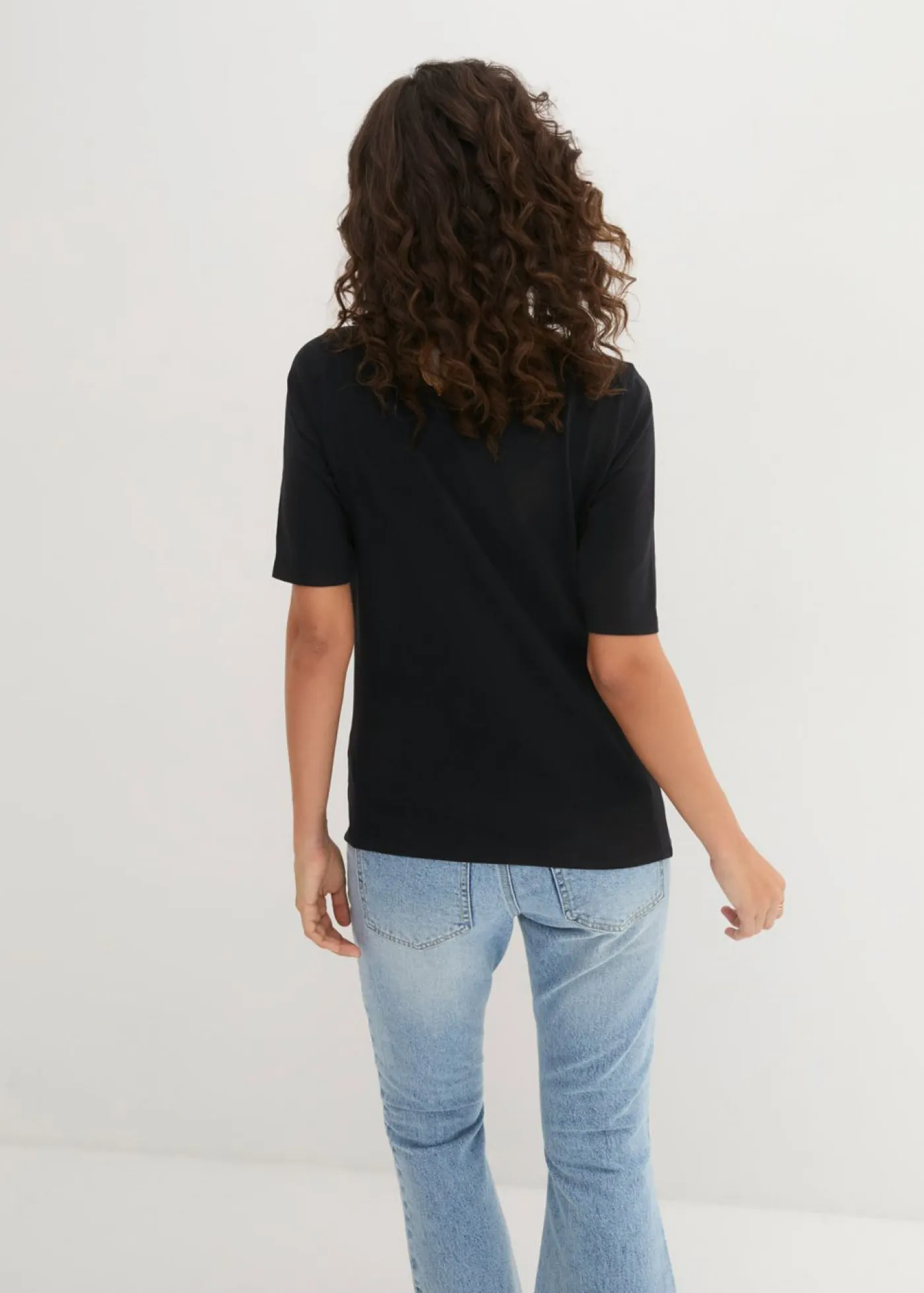 Mujer bonprix bonprix Camiseta con escote en U y media manga