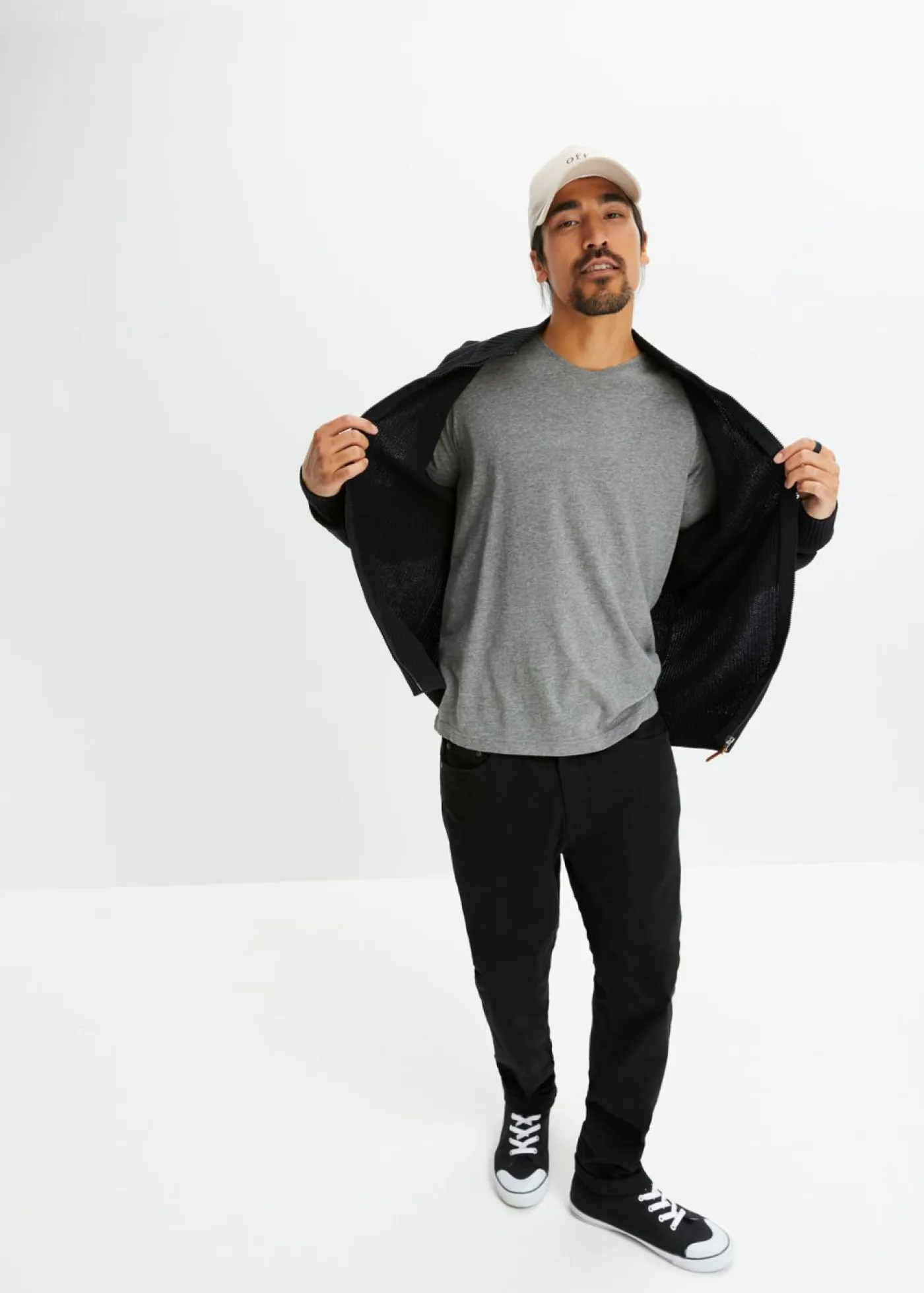 Hombre bonprix bonprix Camiseta con escote en V (5 unidades)