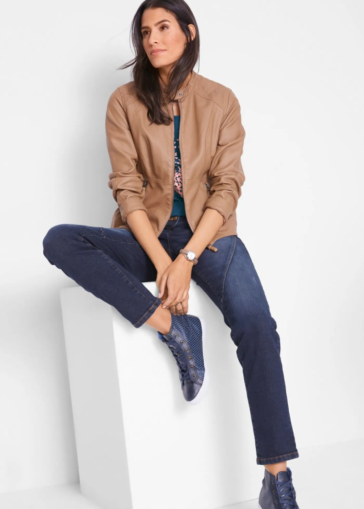 bonprix bonprix Camisetas>Camiseta con hilo flameado y manga corta Azul marino