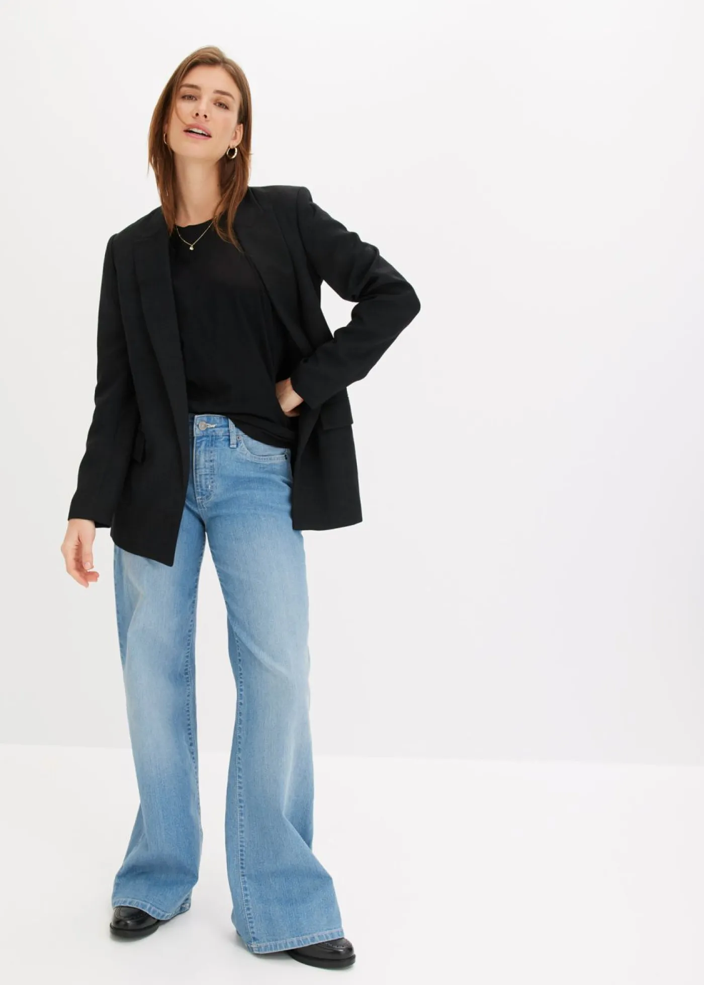 bonprix bonprix Camisetas>Camiseta con mangas llamativas Negro