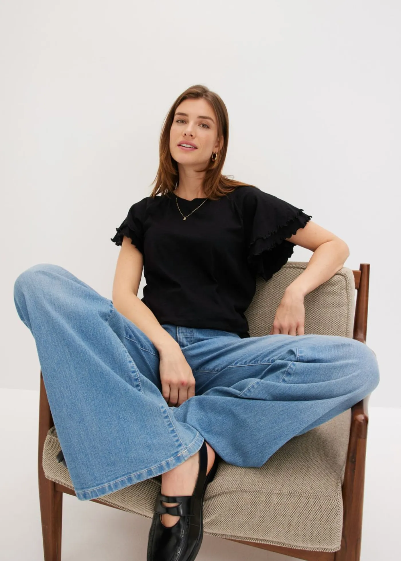 bonprix bonprix Camisetas>Camiseta con mangas llamativas Negro