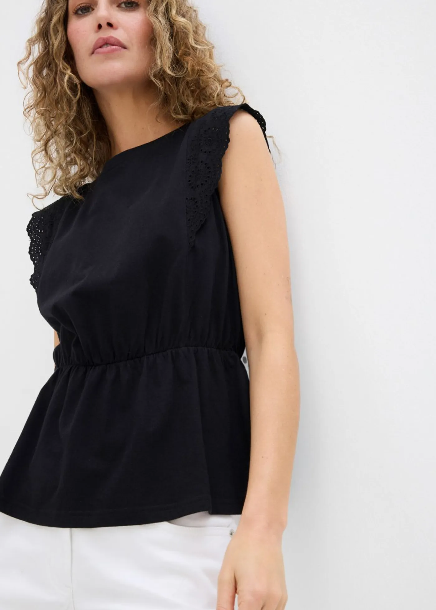 Mujer bonprix bonprix Camiseta con patrón calado