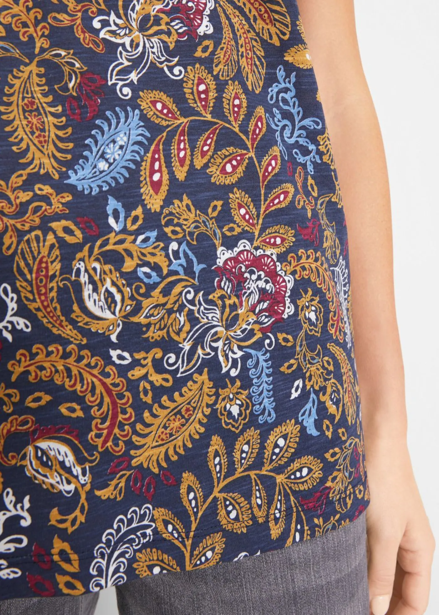 bonprix bonprix Camisetas>Camiseta de algodón con estampado y manga corta Azul oscuro estampado