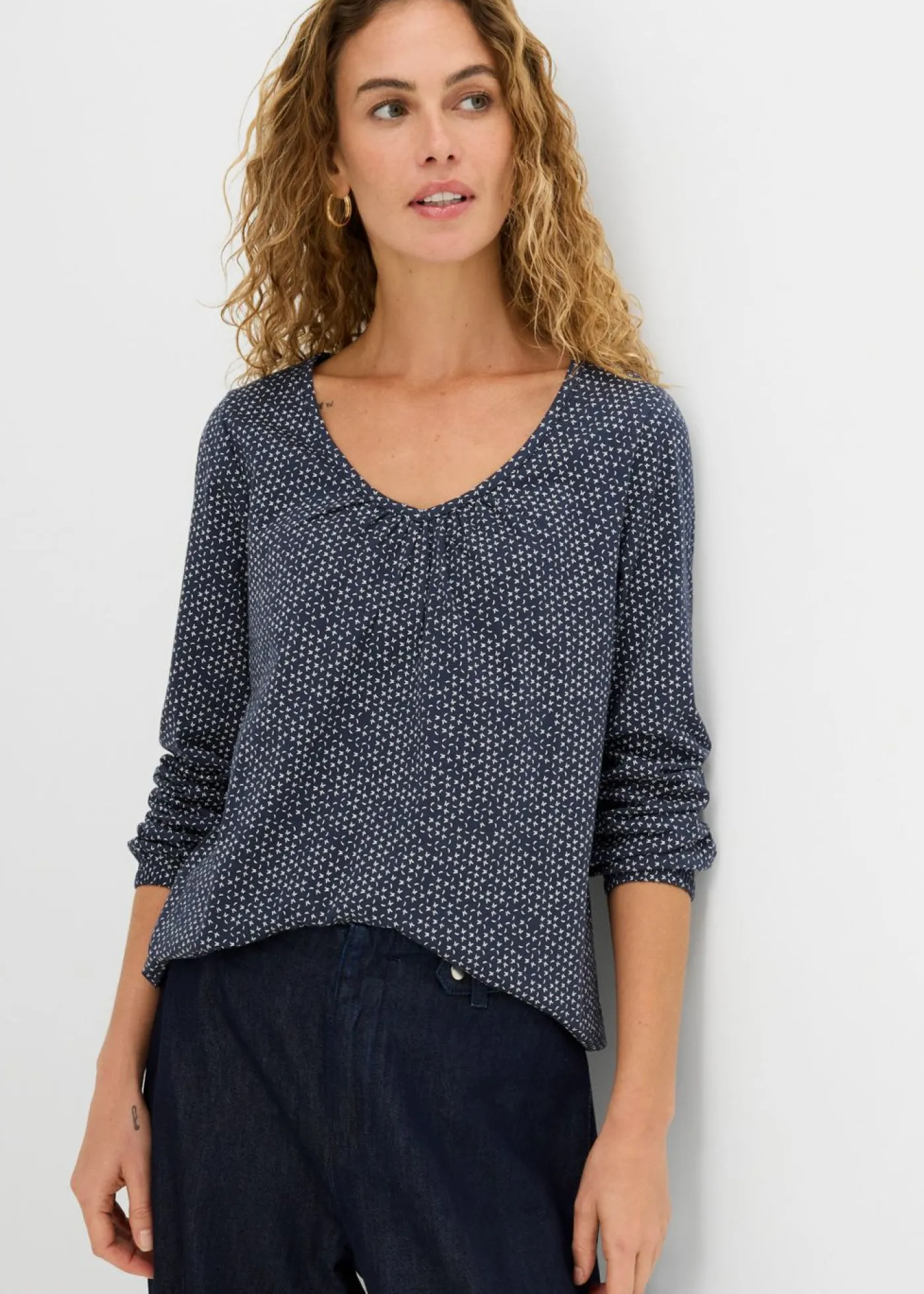 bonprix bonprix Camisetas>Camiseta de algodón orgánico puro Azul marino estampado