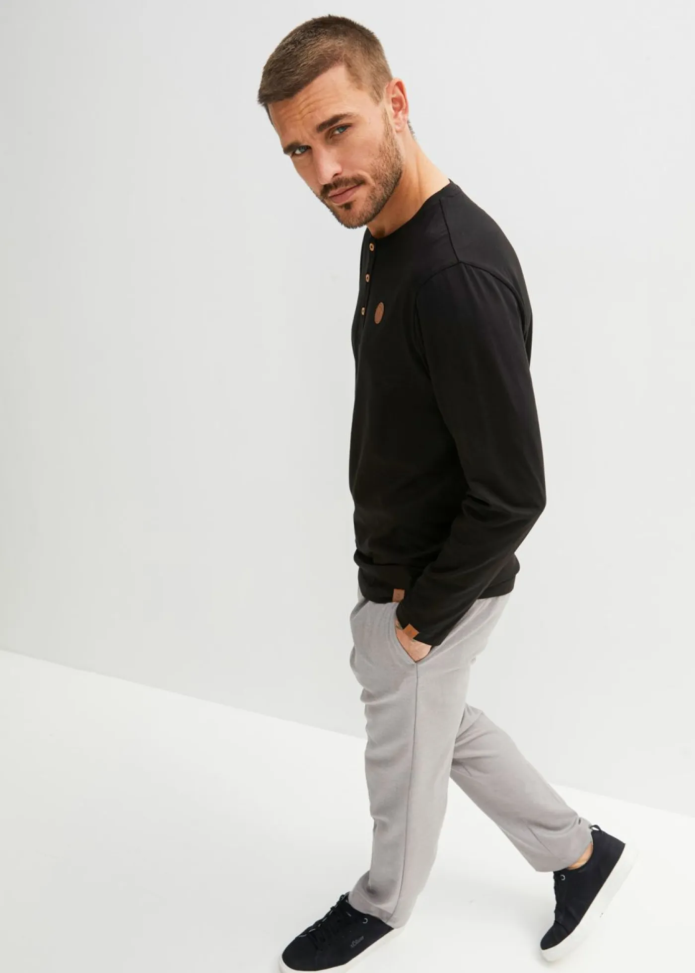 bonprix bonprix Camisetas Y Polos>Camiseta de algodón orgánico puro con manga larga y cuello henley (2 unidades) Negro+verde oliva