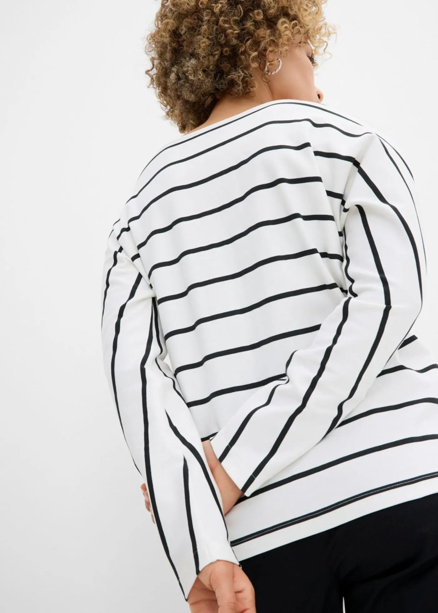 bonprix bonprix Camisetas|Novedades>Camiseta de algodón orgánico puro con manga larga blanco lana-negro con rayas