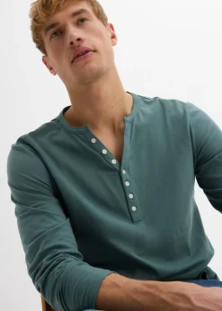 Hombre bonprix bonprix Camiseta de algodón orgánico puro con cuello henley, manga larga y corte entallado