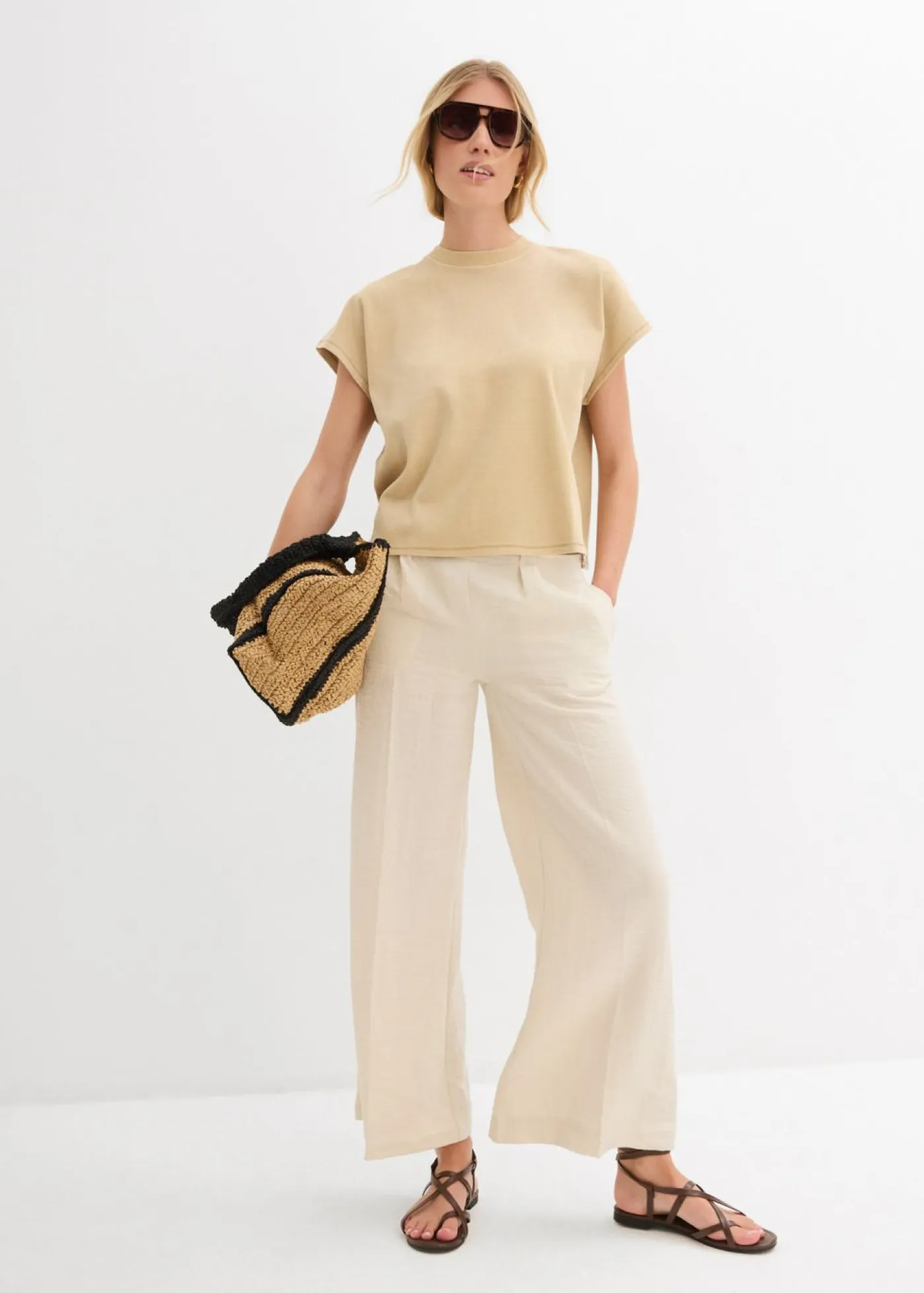 bonprix bonprix Camisetas>Camiseta de algodón orgánico puro Beige nuevo