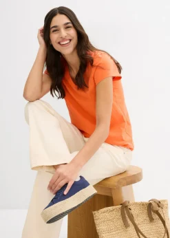 bonprix bonprix Básicos|Camisetas><noscript><img width=