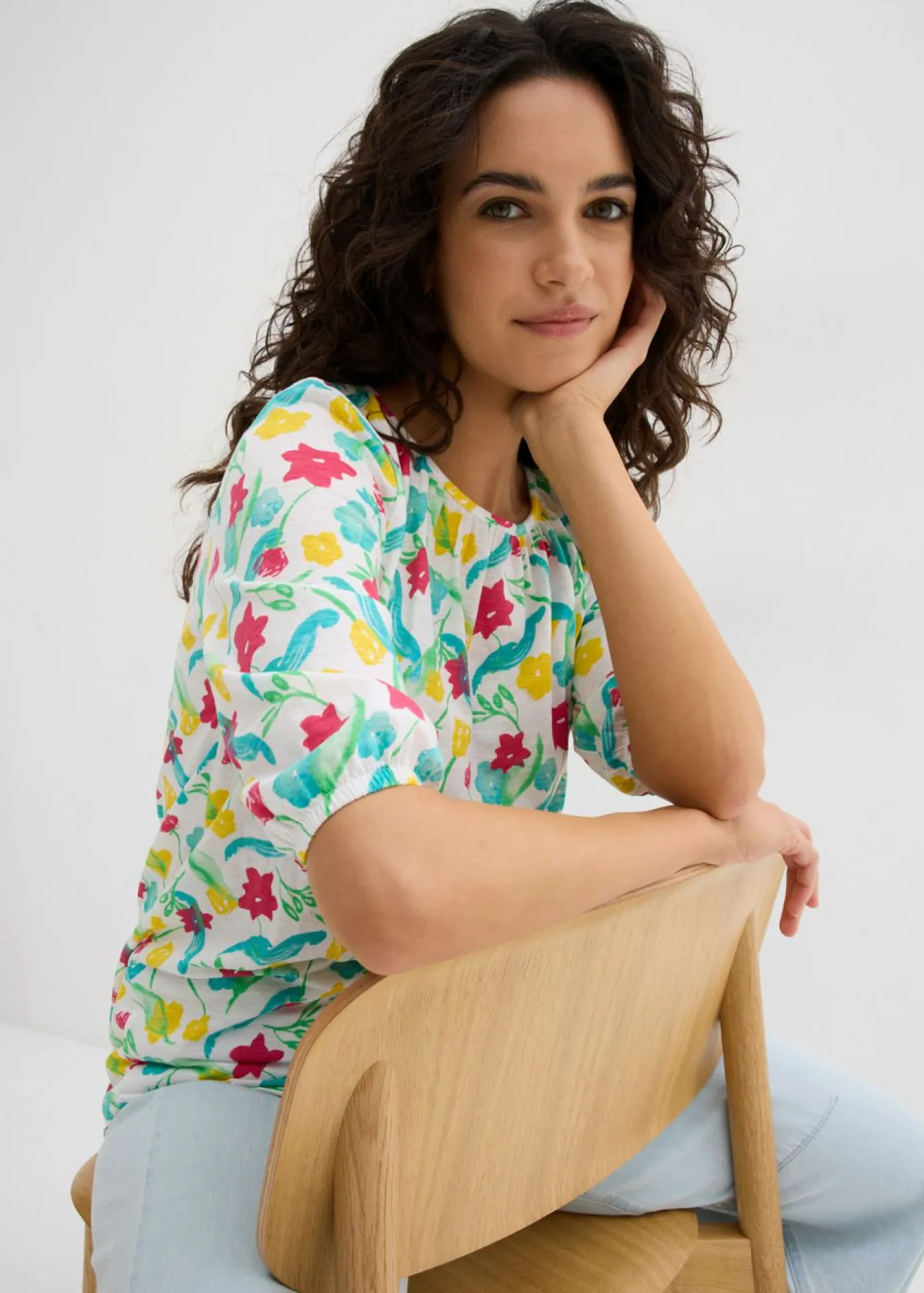 bonprix bonprix Camisetas>Camiseta de algodón orgánico blanco con flores