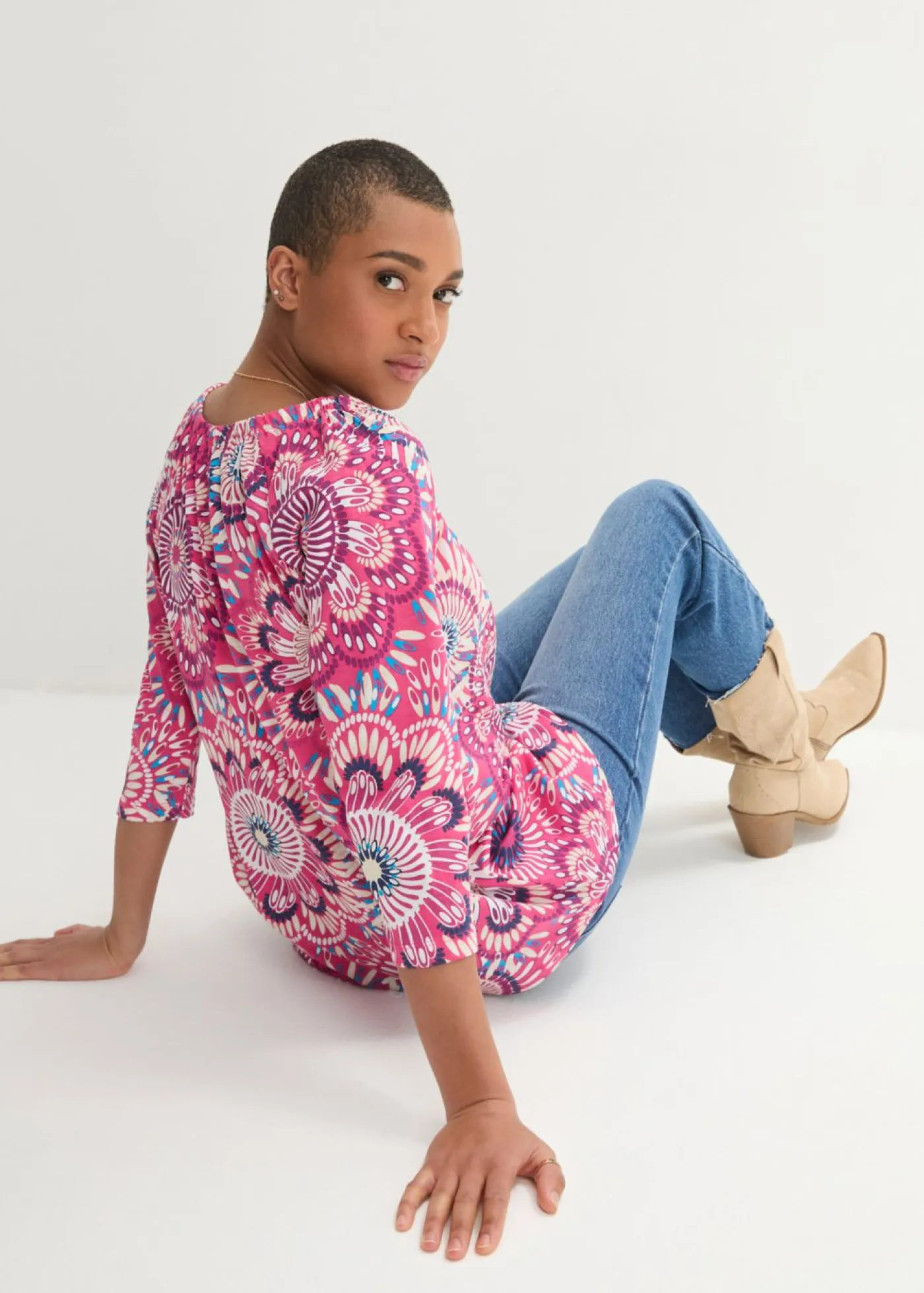 bonprix bonprix Camisetas>Camiseta de algodón orgánico puro Pink lady de flores