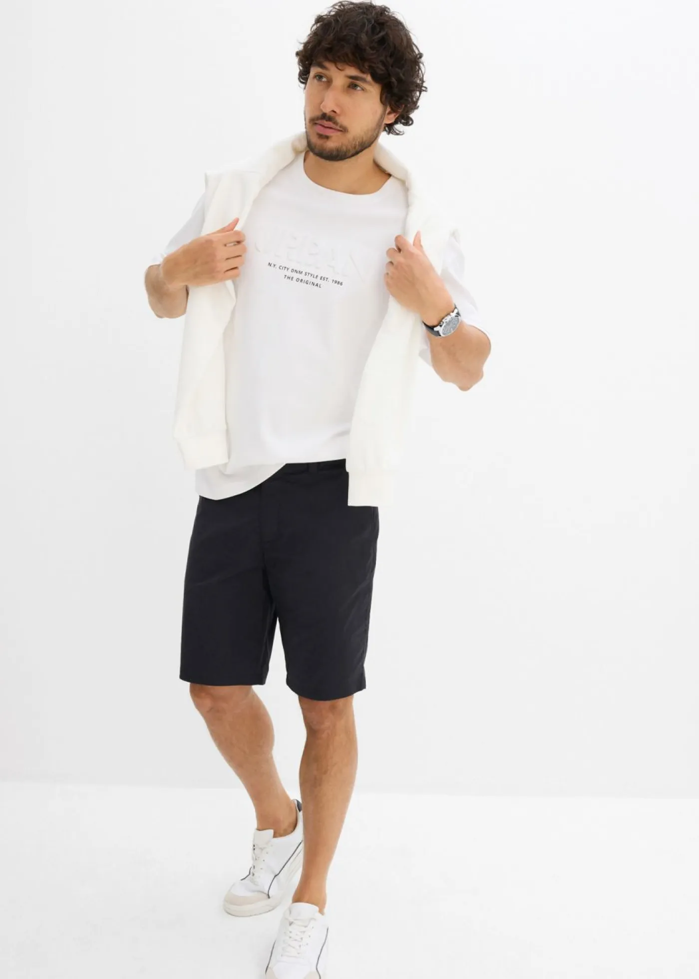 Hombre bonprix bonprix Camiseta de algodón orgánico puro con corte holgado y estampado 3D