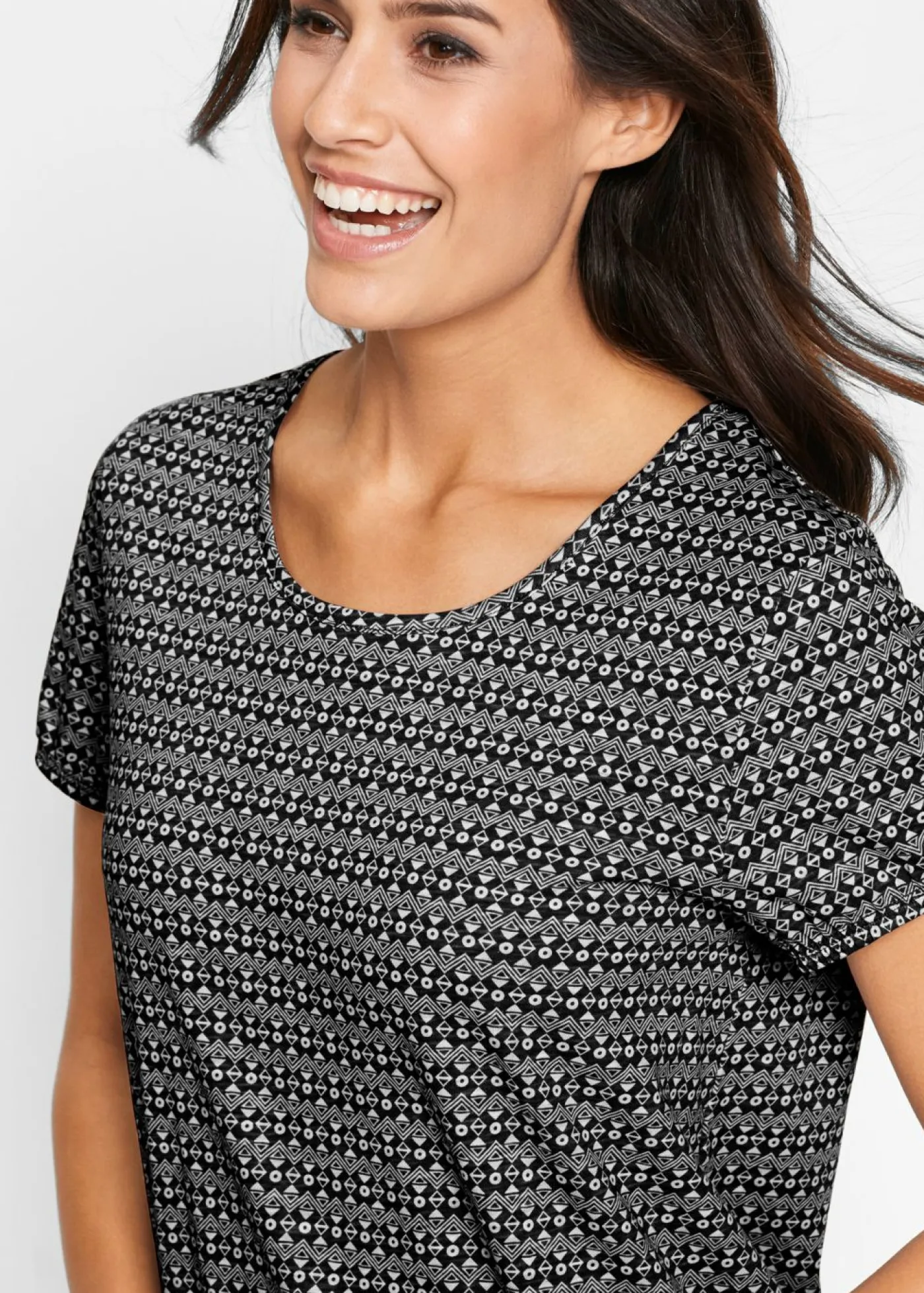 bonprix bonprix Camisetas>Camiseta de algodón puro Negro con estampado gráfico