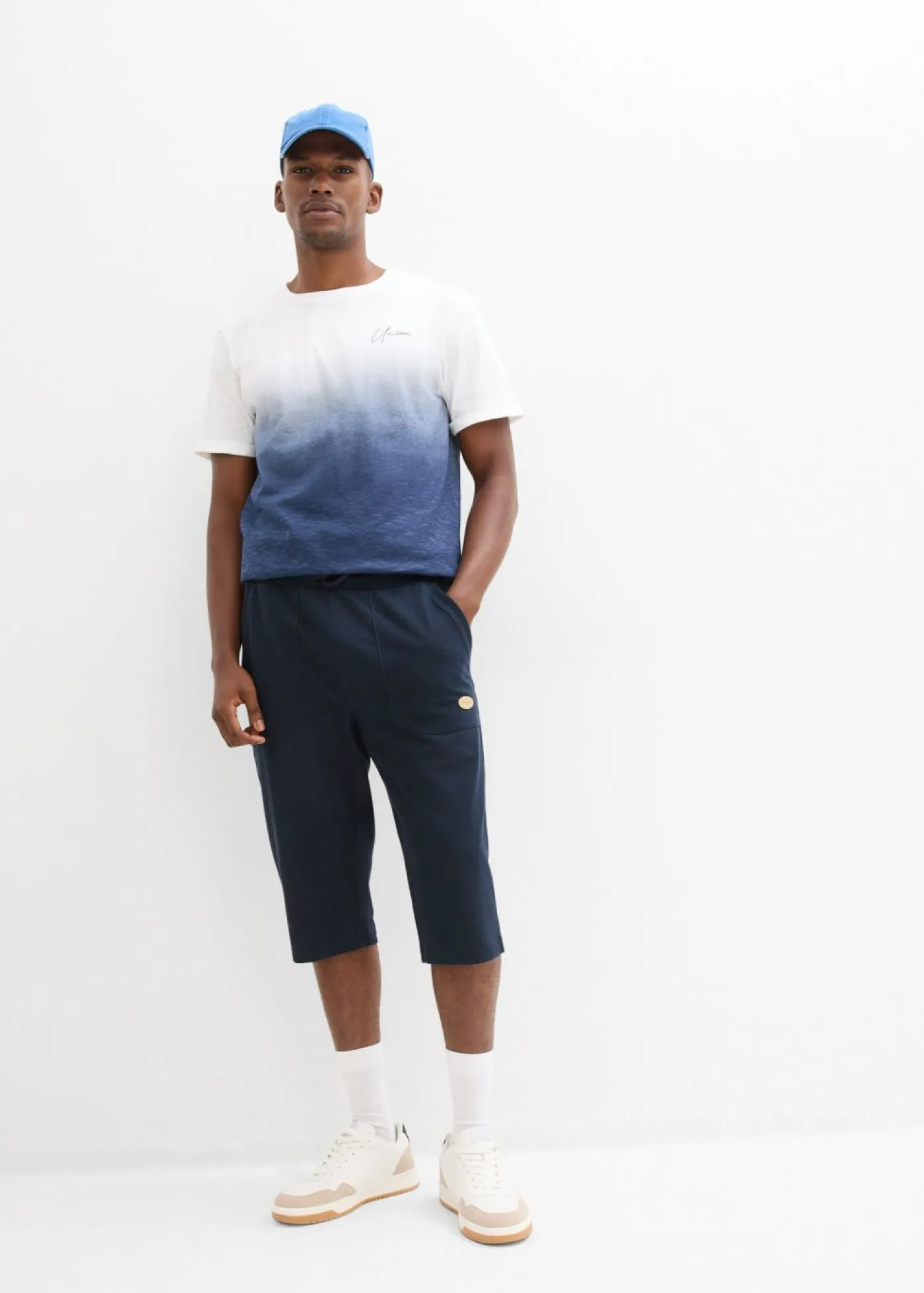 bonprix bonprix Camisetas Y Polos>Camiseta de algodón puro, slim fit Azul marino-blanco