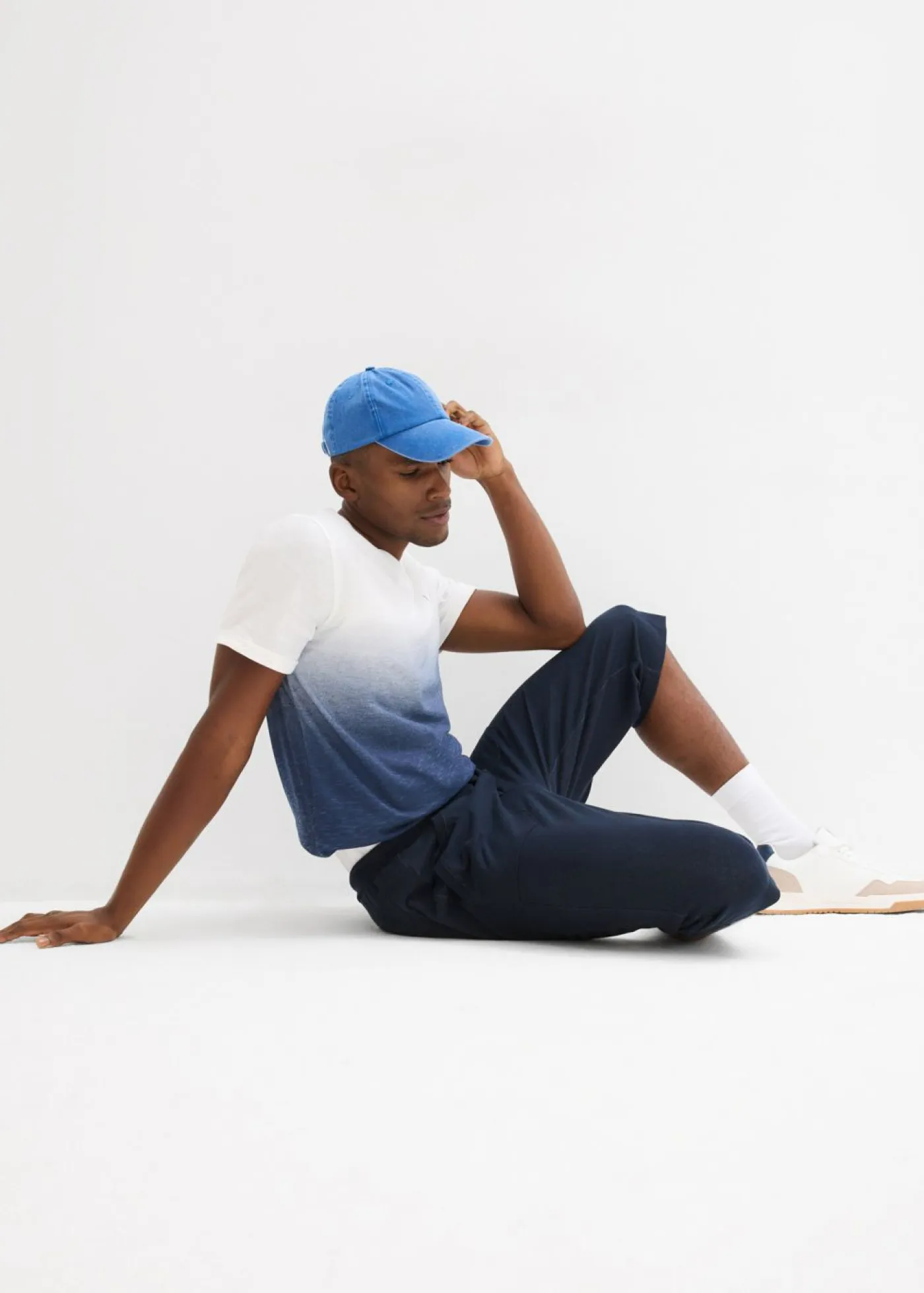 bonprix bonprix Camisetas Y Polos>Camiseta de algodón puro, slim fit Azul marino-blanco