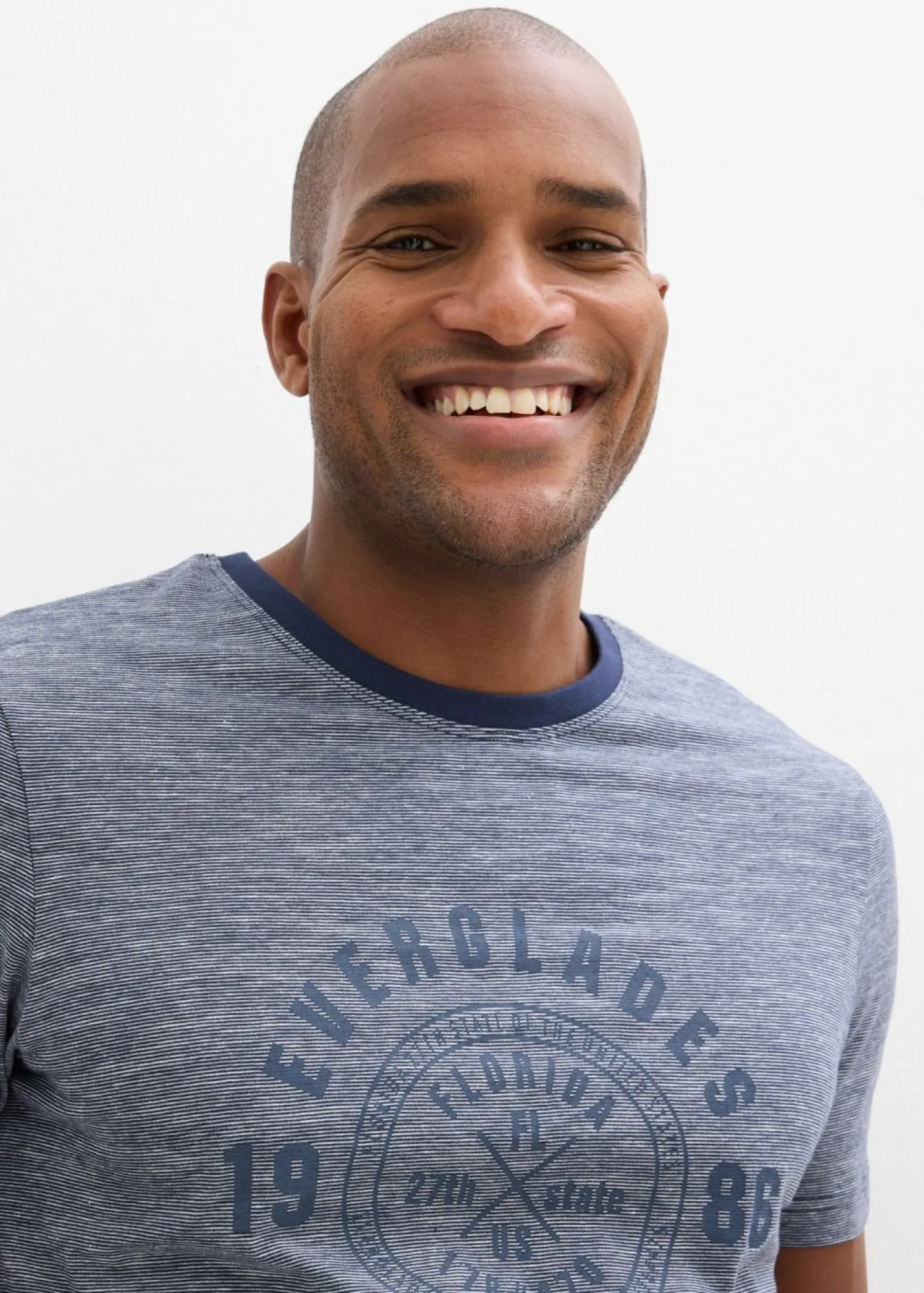 bonprix bonprix Camisetas Y Polos>Camiseta de algodón puro (2 unidades) Azul marino/blanco jaspeado + azul marino