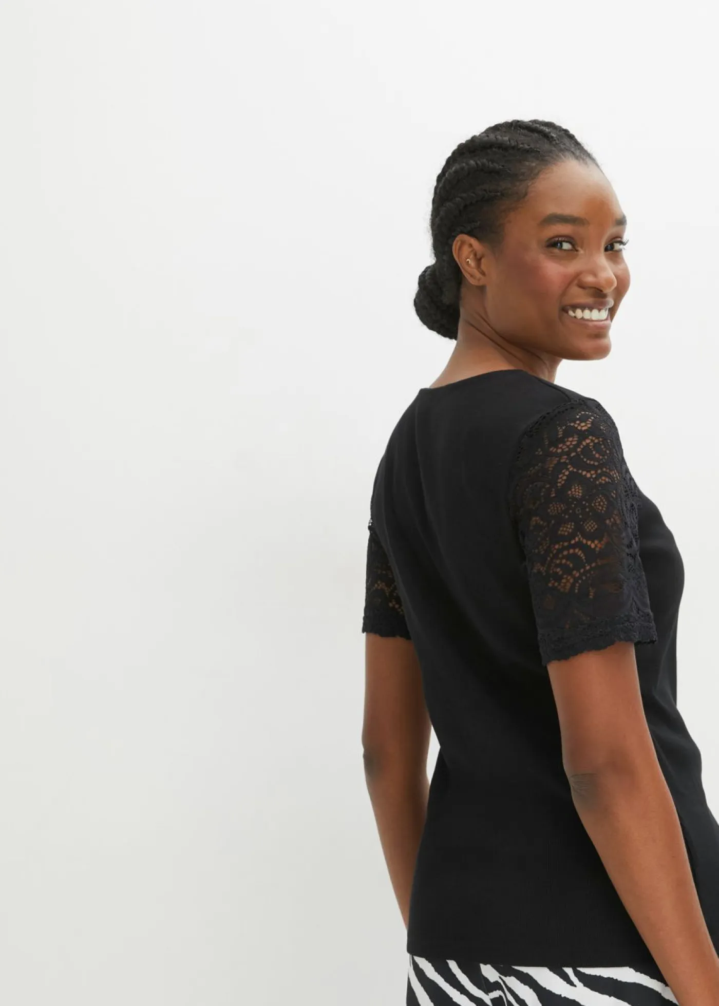 bonprix bonprix Camisetas>Camiseta de canalé de algodón Negro