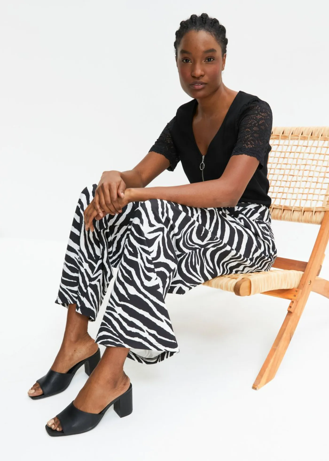 bonprix bonprix Camisetas>Camiseta de canalé de algodón Negro