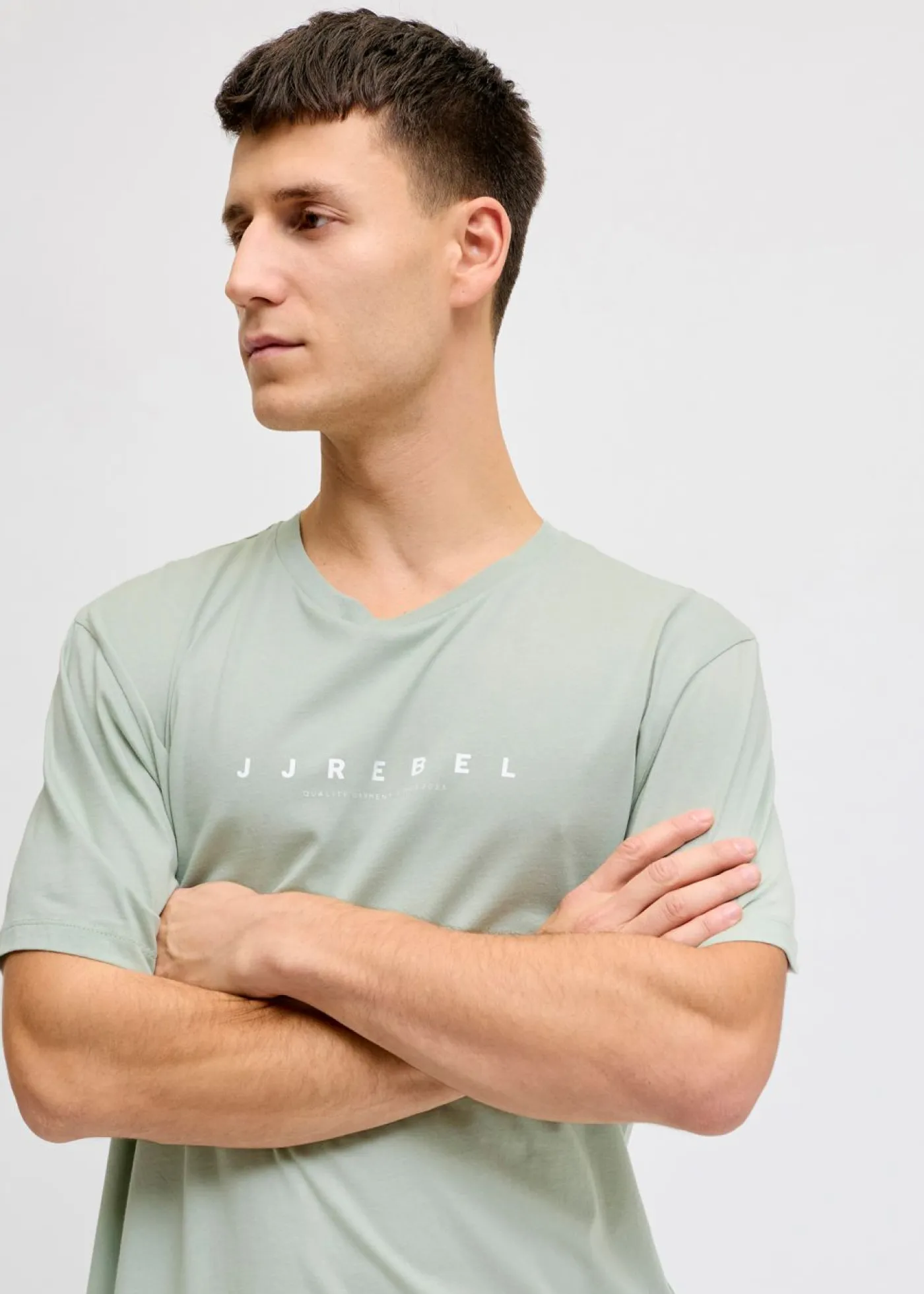 bonprix JJ REBEL Camisetas Y Polos>Camiseta de JJ REBEL de algodón puro con corte holgado Verde