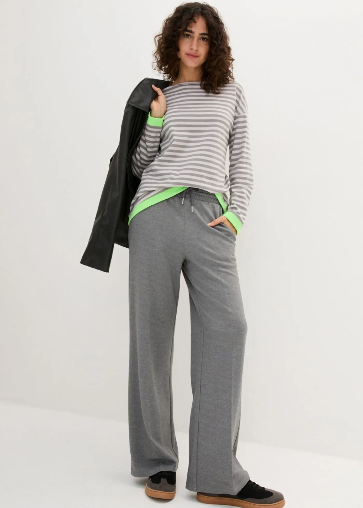 bonprix bonprix Camisetas>Camiseta de manga larga Plata mate/gris de rayas horizontales