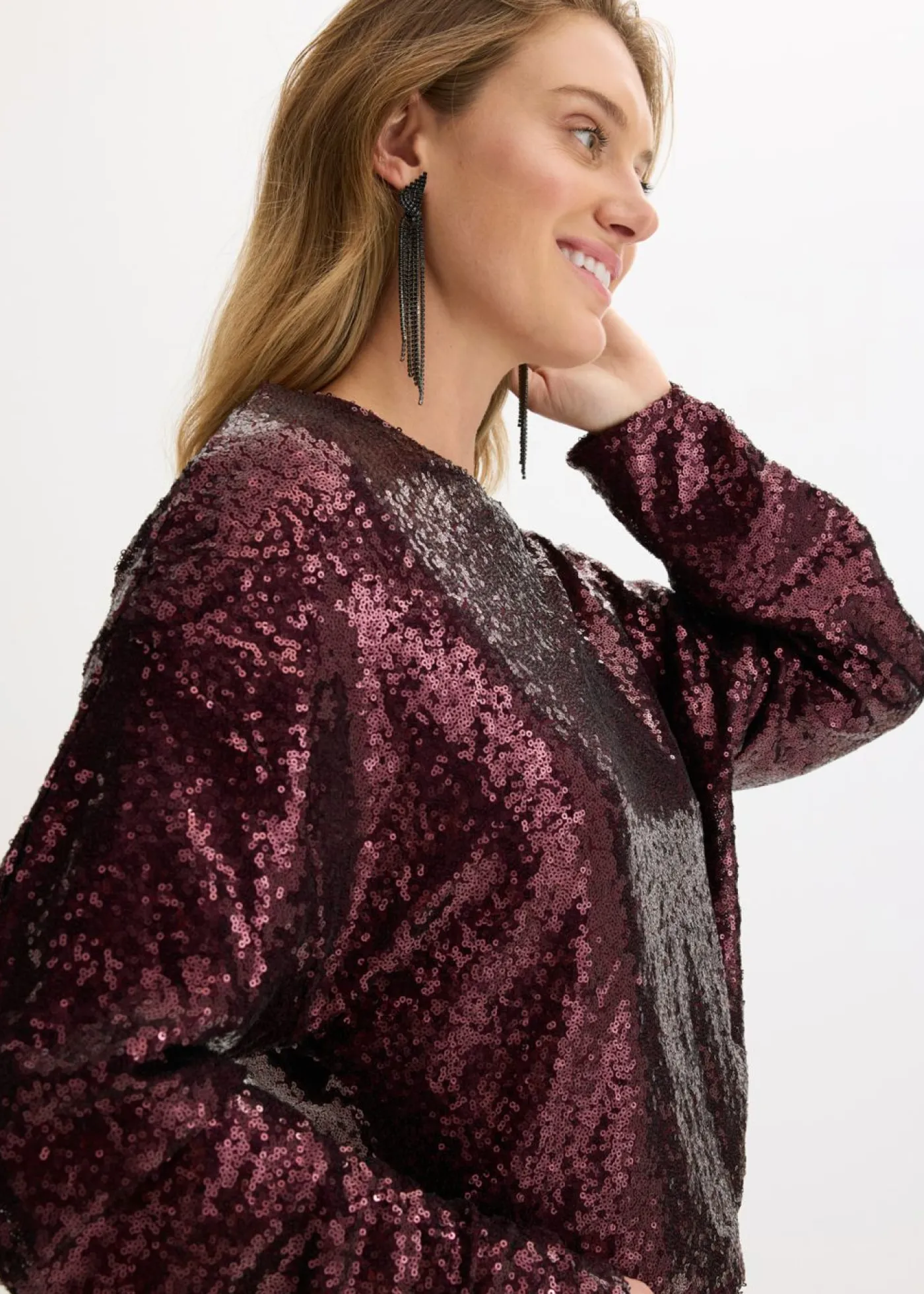 bonprix bonprix Camisetas>Camiseta de manga larga con lentejuelas rojo burdeos