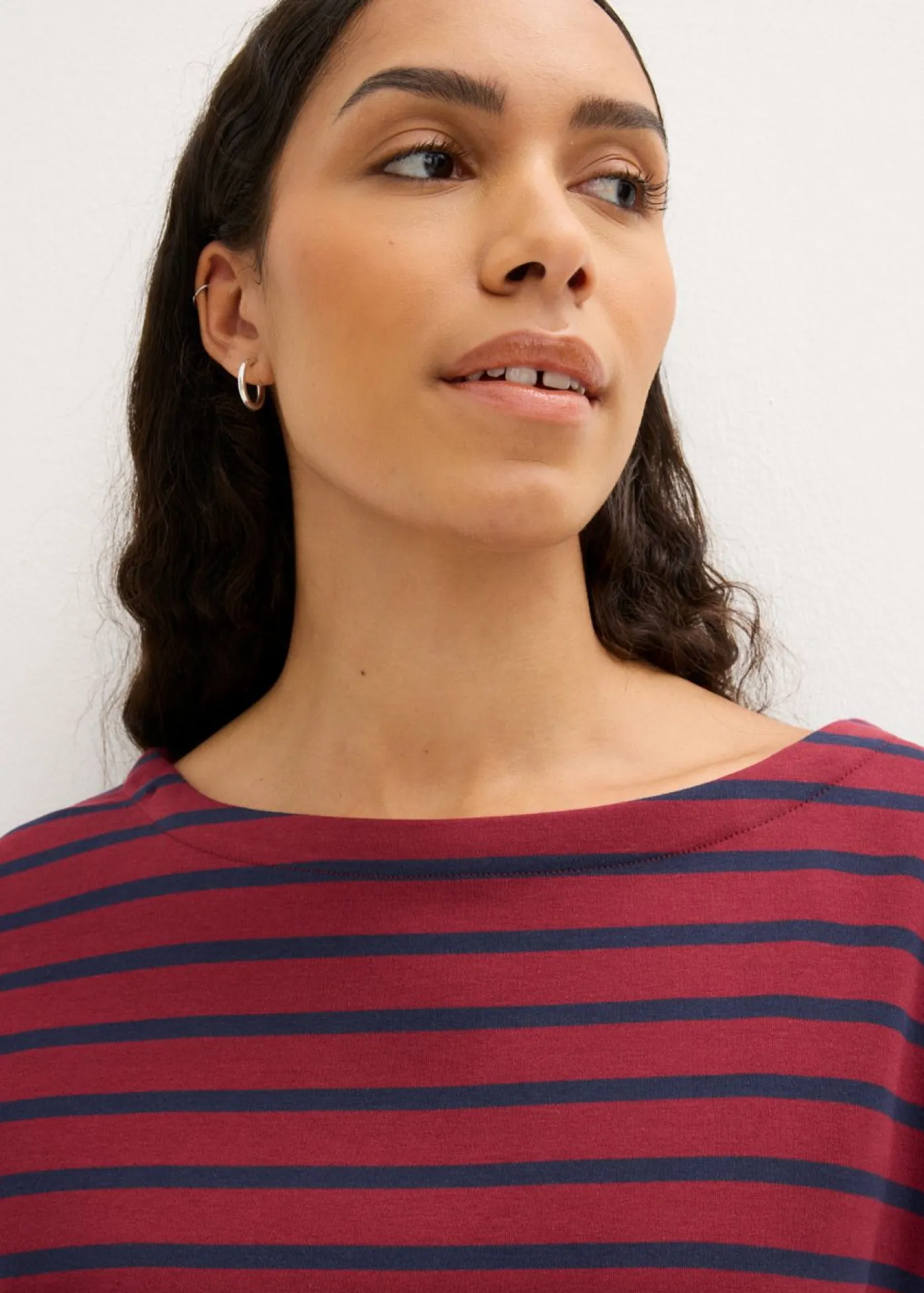 bonprix bonprix Básicos|Camisetas>Camiseta de manga larga de algodón orgánico puro (2 unidades) Rojo rubí/azul marino de rayas + negro/blanco de rayas